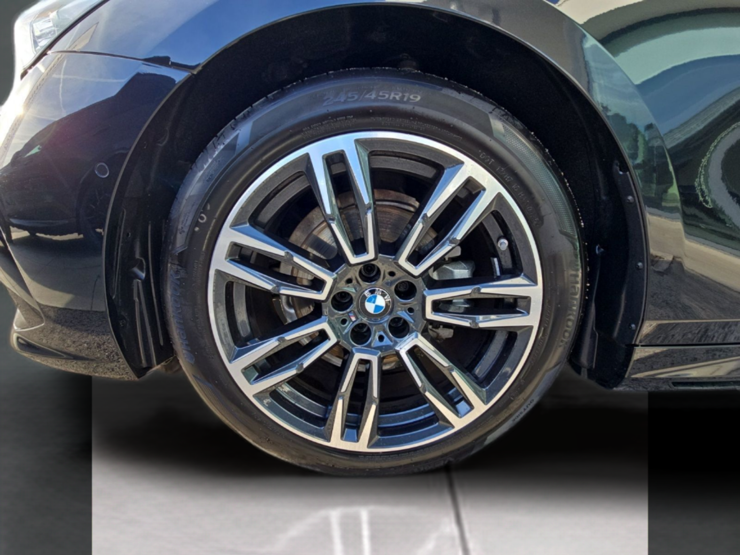 BMW Série 5 520d Touring color Negro. Año 2025. 145KW(197CV). Diesel. En concesionario MCoutinho - Viseu de Viseu