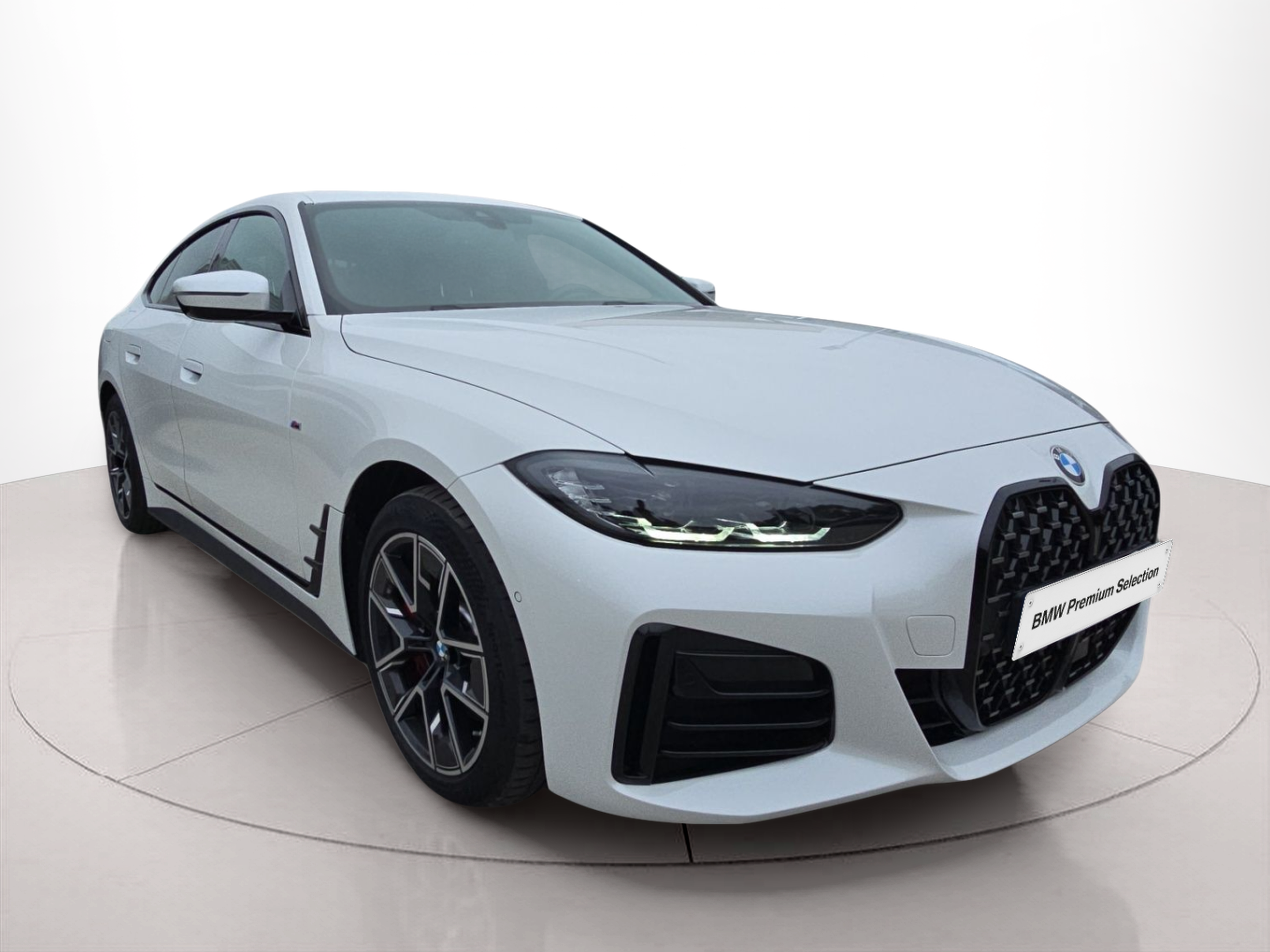 BMW Série 4 420d Berlina color Blanco. Año 2023. 140KW(190CV). Diesel. En concesionario MCoutinho Bomcar Leiria de Leiria