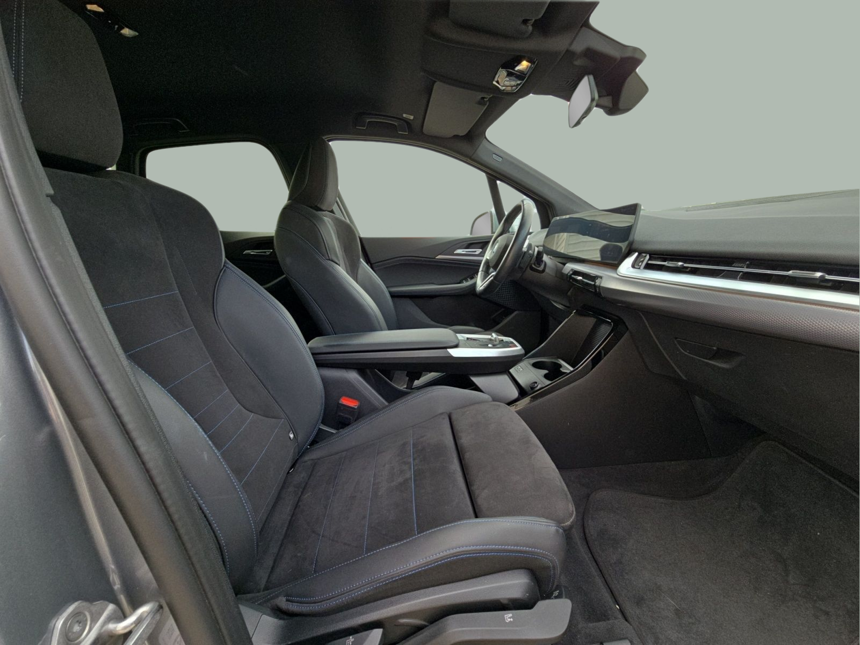 BMW Série 2 225xe Active Tourer color Gris. Año 2023. 180KW(245CV). Elétrico / Gasolina Híbrido. En concesionario MCoutinho Bomcar Coimbra de Coimbra