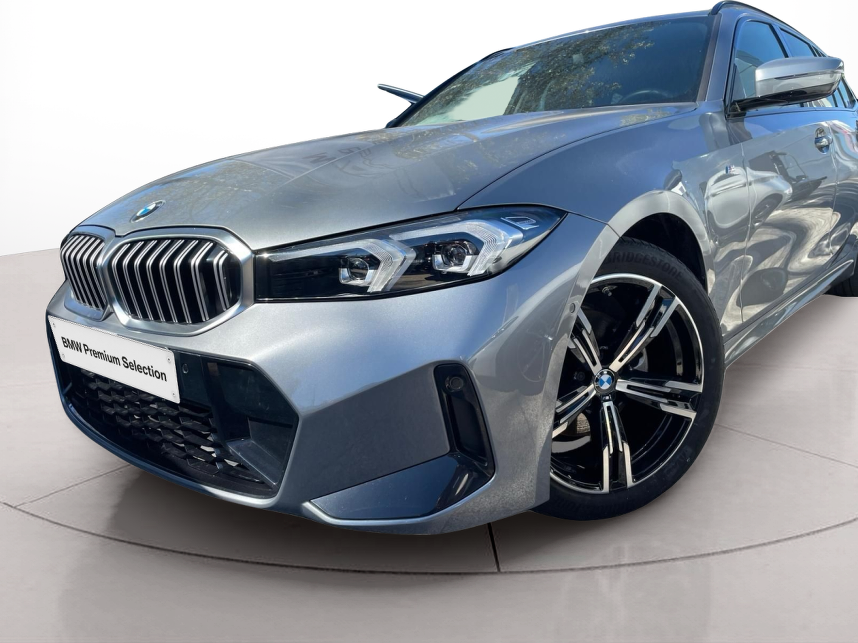 BMW Série 3 320d Touring color Gris. Año 2024. 140KW(190CV). Diesel. En concesionario MCoutinho - Viseu de Viseu