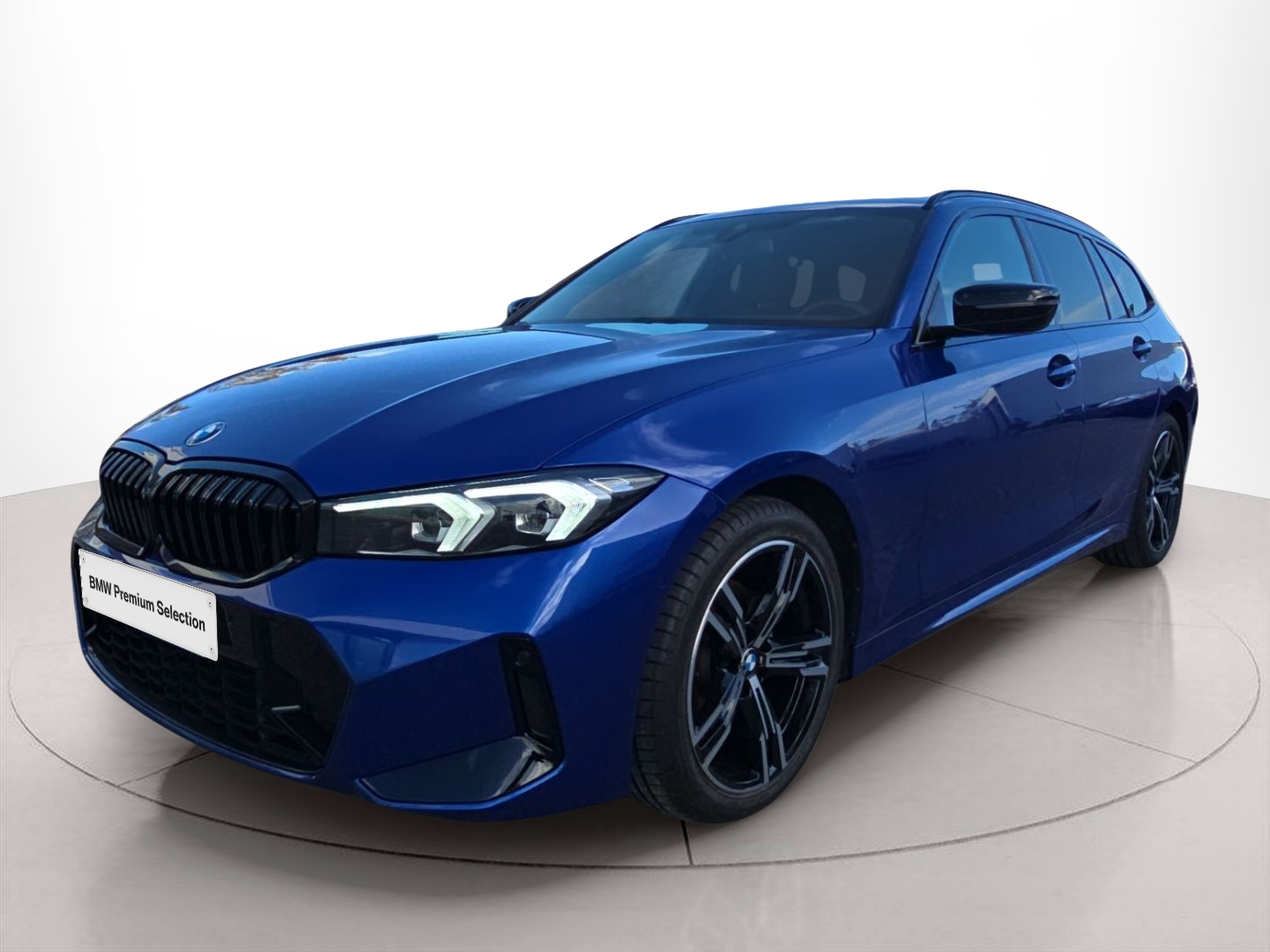 Fotos de BMW Série 3 320d Touring color Azul. Año 2024. 140KW(190CV). Diesel. En concesionario MCoutinho Bomcar Leiria de Leiria