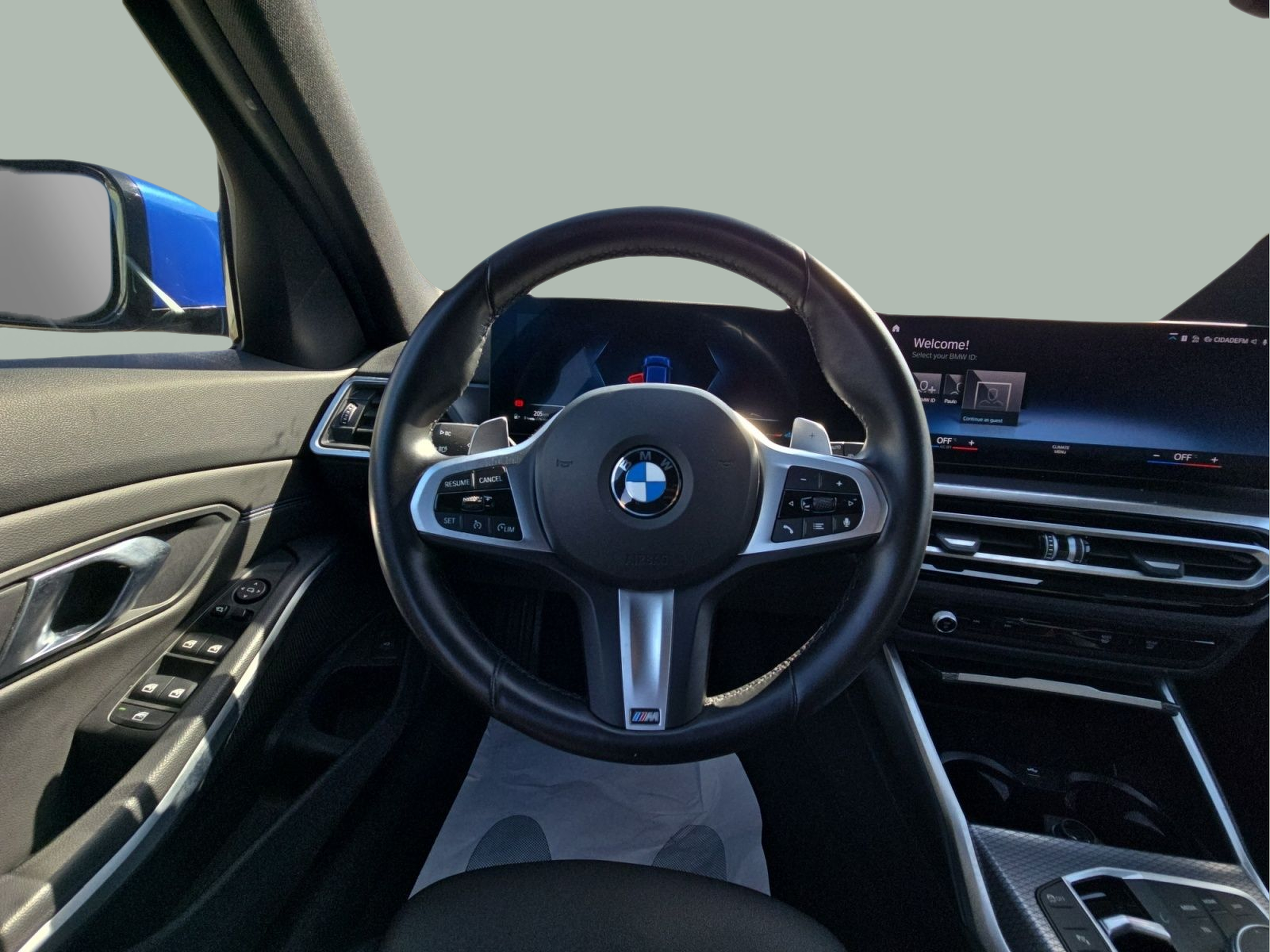 BMW Série 3 320d Touring color Azul. Año 2024. 140KW(190CV). Diesel. En concesionario MCoutinho Bomcar Leiria de Leiria