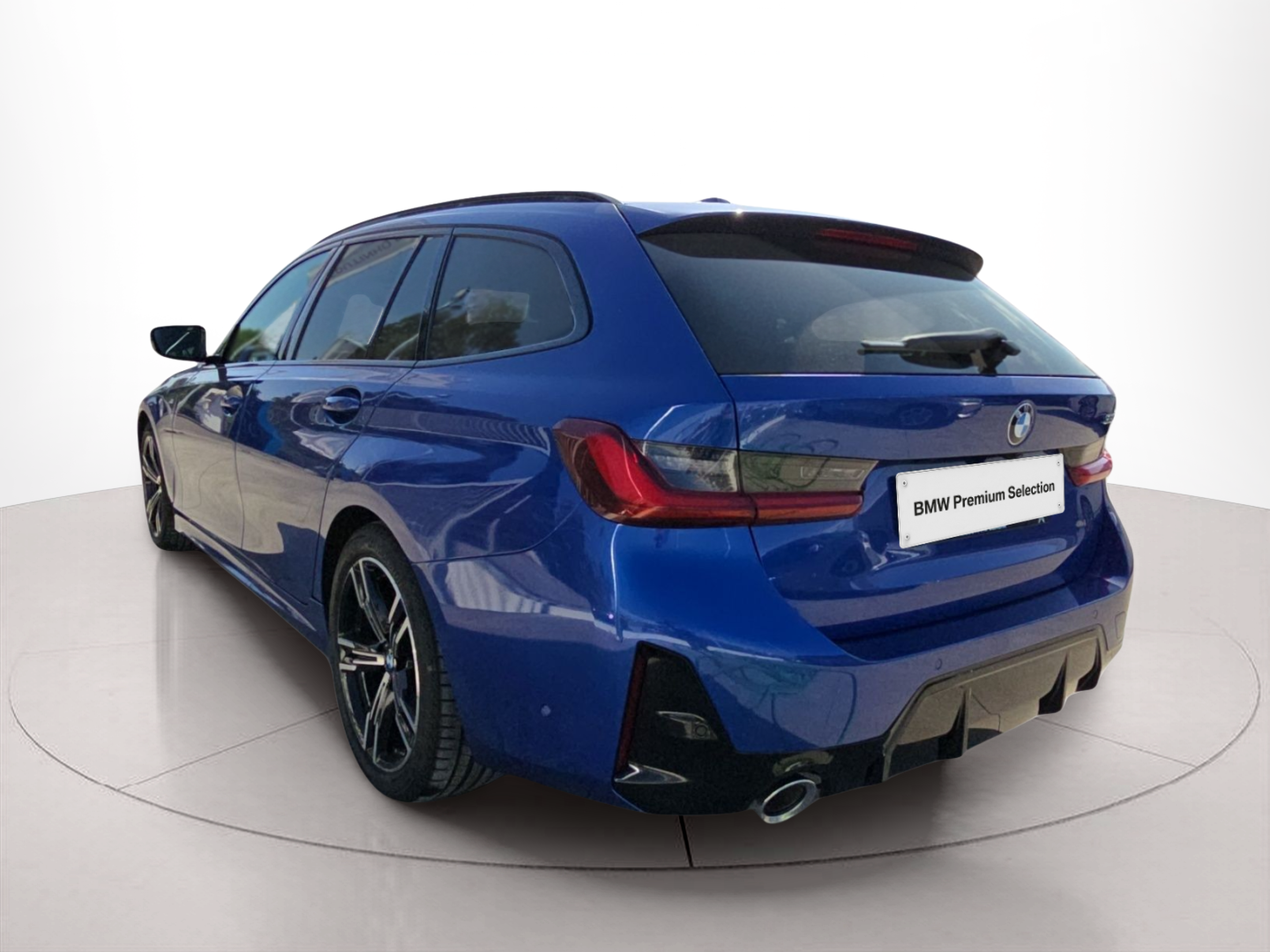 BMW Série 3 320d Touring color Azul. Año 2024. 140KW(190CV). Diesel. En concesionario MCoutinho Bomcar Leiria de Leiria