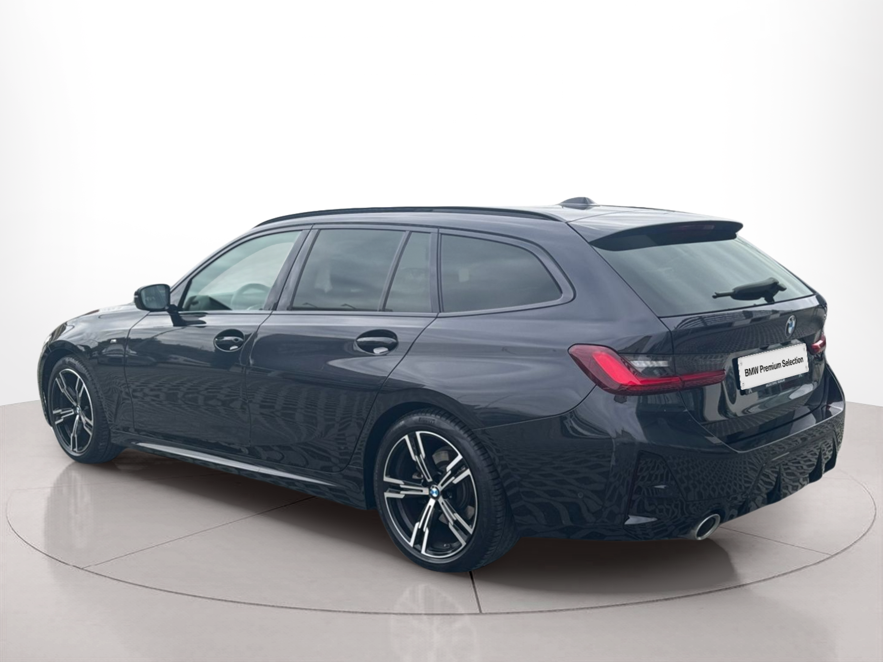 BMW Série 3 320d Touring color Negro. Año 2024. 140KW(190CV). Diesel. En concesionario MCoutinho Bomcar Coimbra de Coimbra