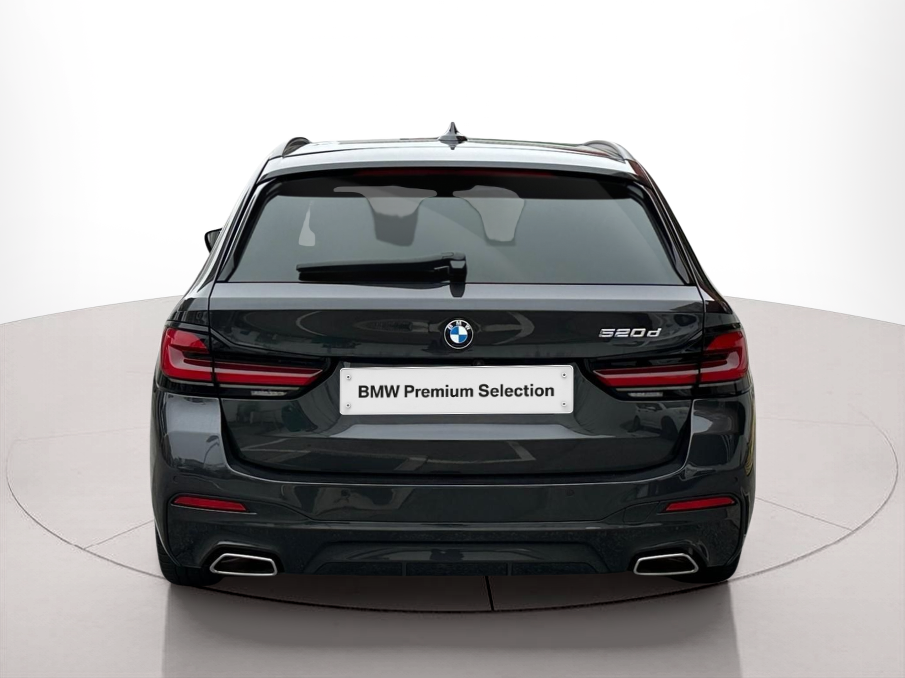 BMW Série 5 520d Touring color Gris. Año 2023. 140KW(190CV). Elétrico / Diesel Híbrido. En concesionario MCoutinho - Viseu de Viseu