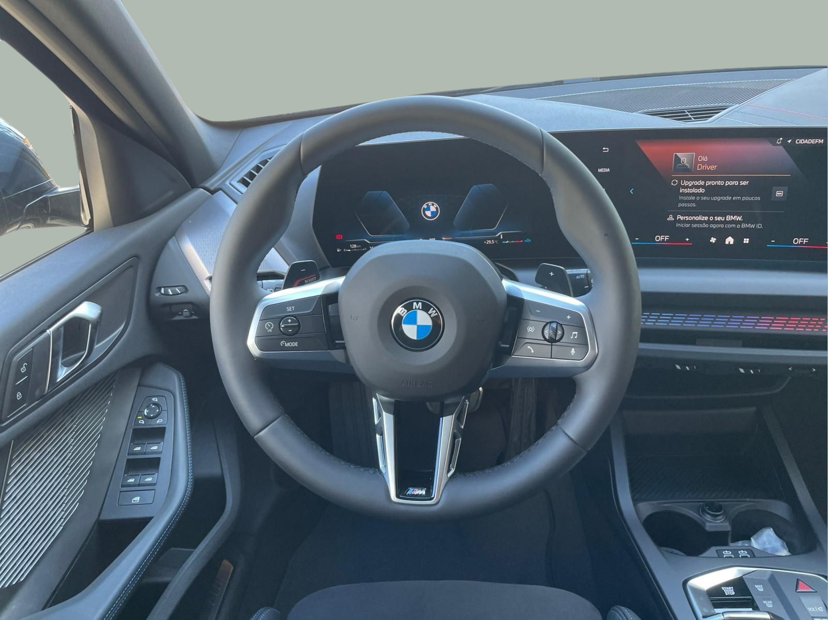 BMW Série 1 116i color Negro. Año 2025. 90KW(122CV). Gasolina. En concesionario MCoutinho - Viseu de Viseu