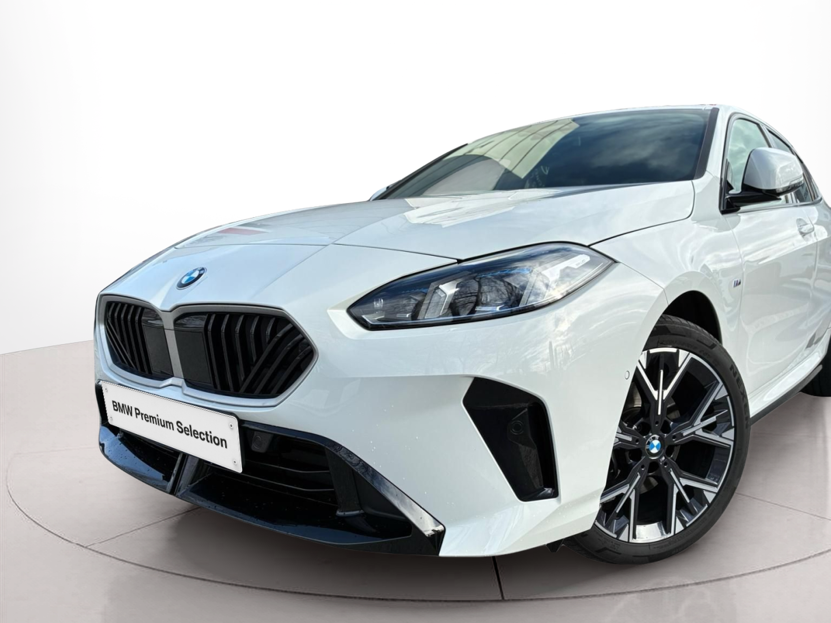 BMW Série 1 116i color Blanco. Año 2025. 90KW(122CV). Gasolina. En concesionario MCoutinho - Viseu de Viseu