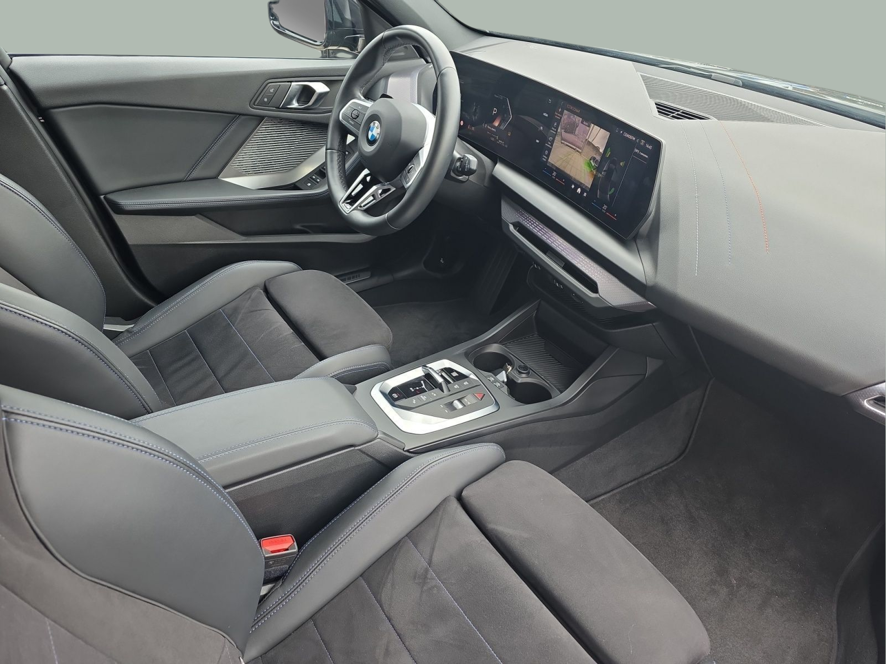 BMW Série 1 116i color Negro. Año 2025. 90KW(122CV). Gasolina. En concesionario MCoutinho - Viseu de Viseu