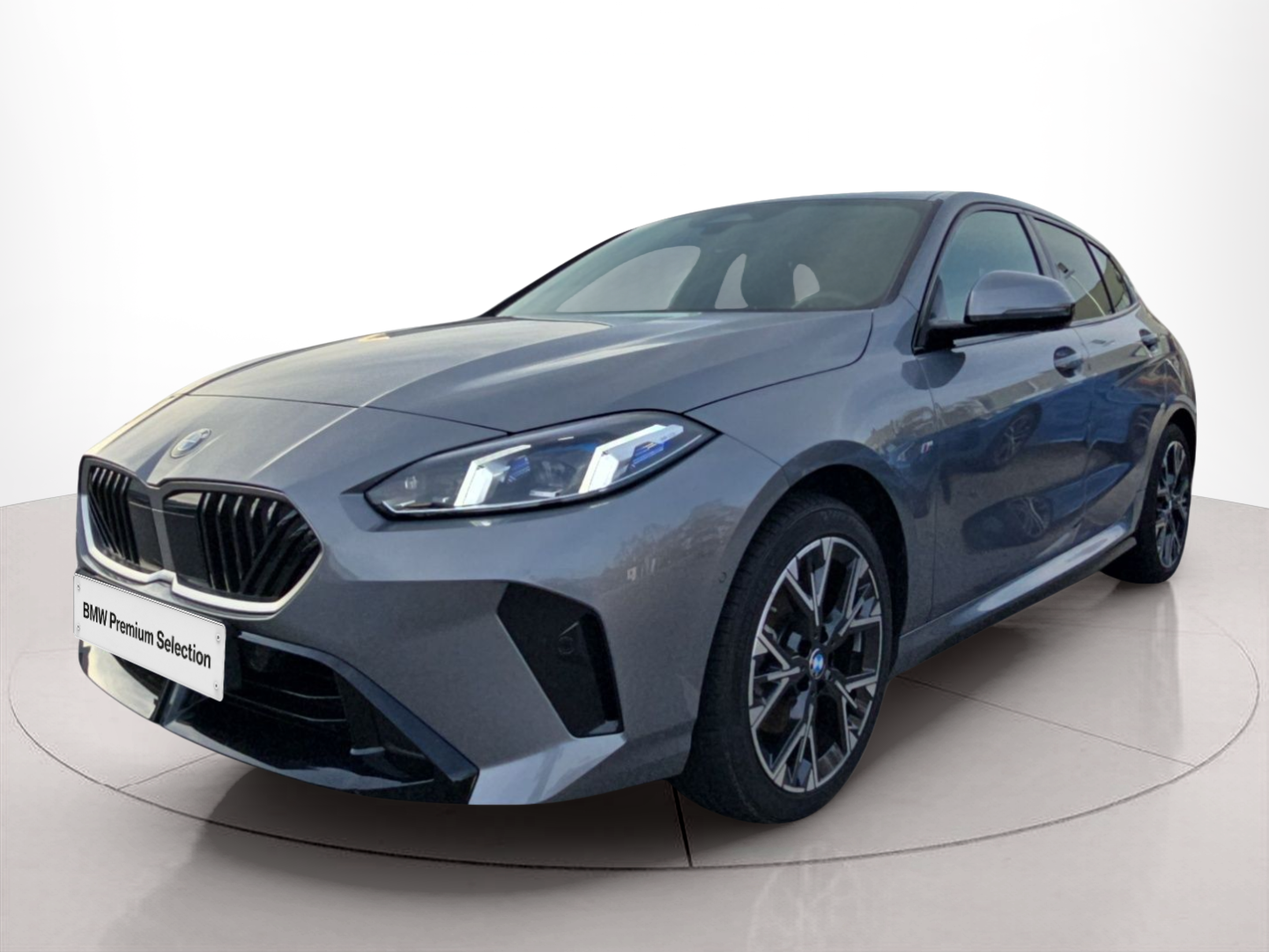 Fotos de BMW Série 1 116i color Gris. Año 2025. 90KW(122CV). Gasolina. En concesionario MCoutinho Bomcar Leiria de Leiria