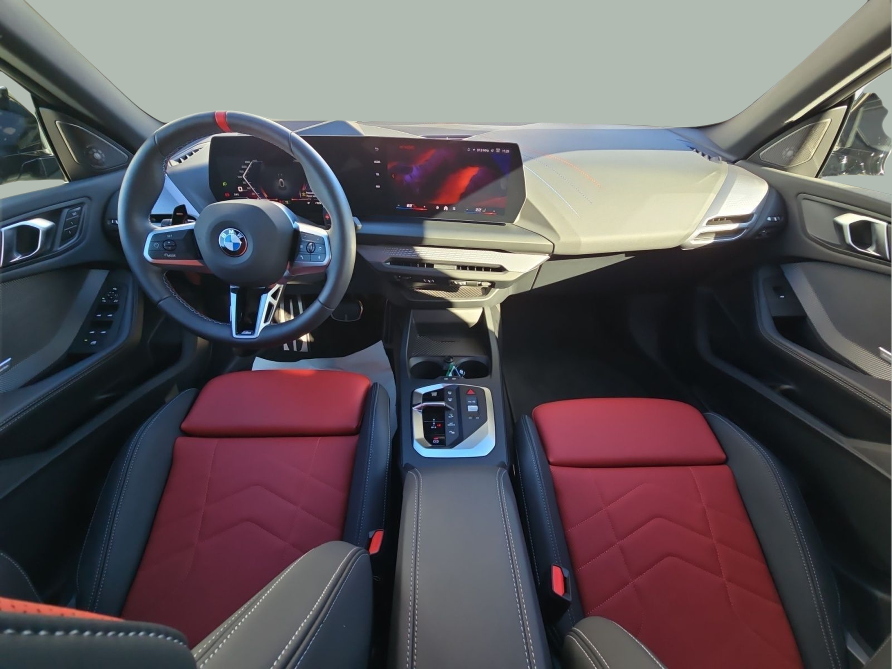 BMW Série 2 M235i Gran Coupe color Gris. Año 2025. 221KW(300CV). Gasolina. En concesionario MCoutinho Bomcar Leiria de Leiria