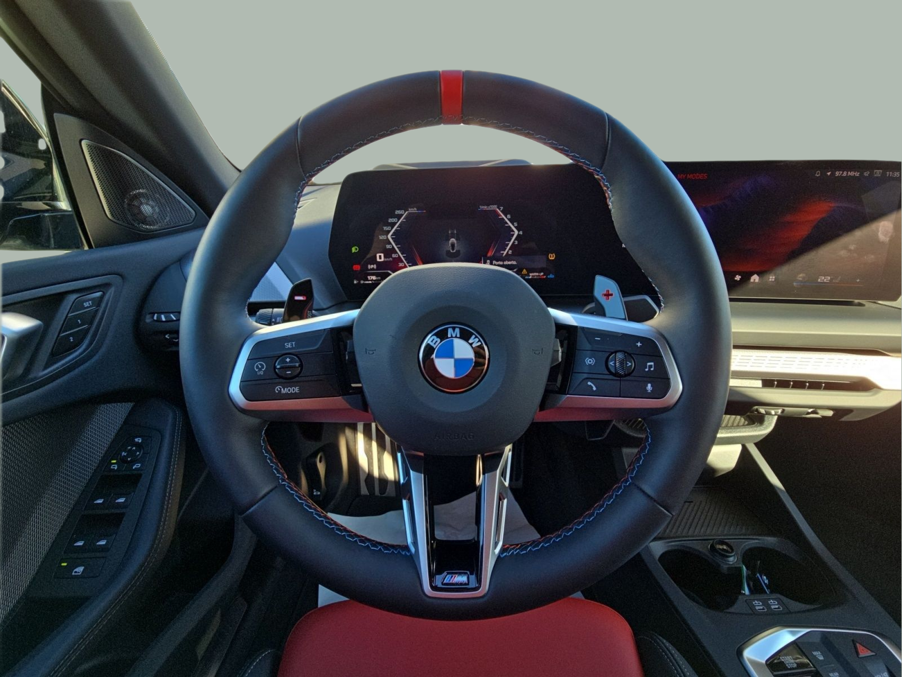 BMW Série 2 M235i Gran Coupe color Gris. Año 2025. 221KW(300CV). Gasolina. En concesionario MCoutinho Bomcar Leiria de Leiria