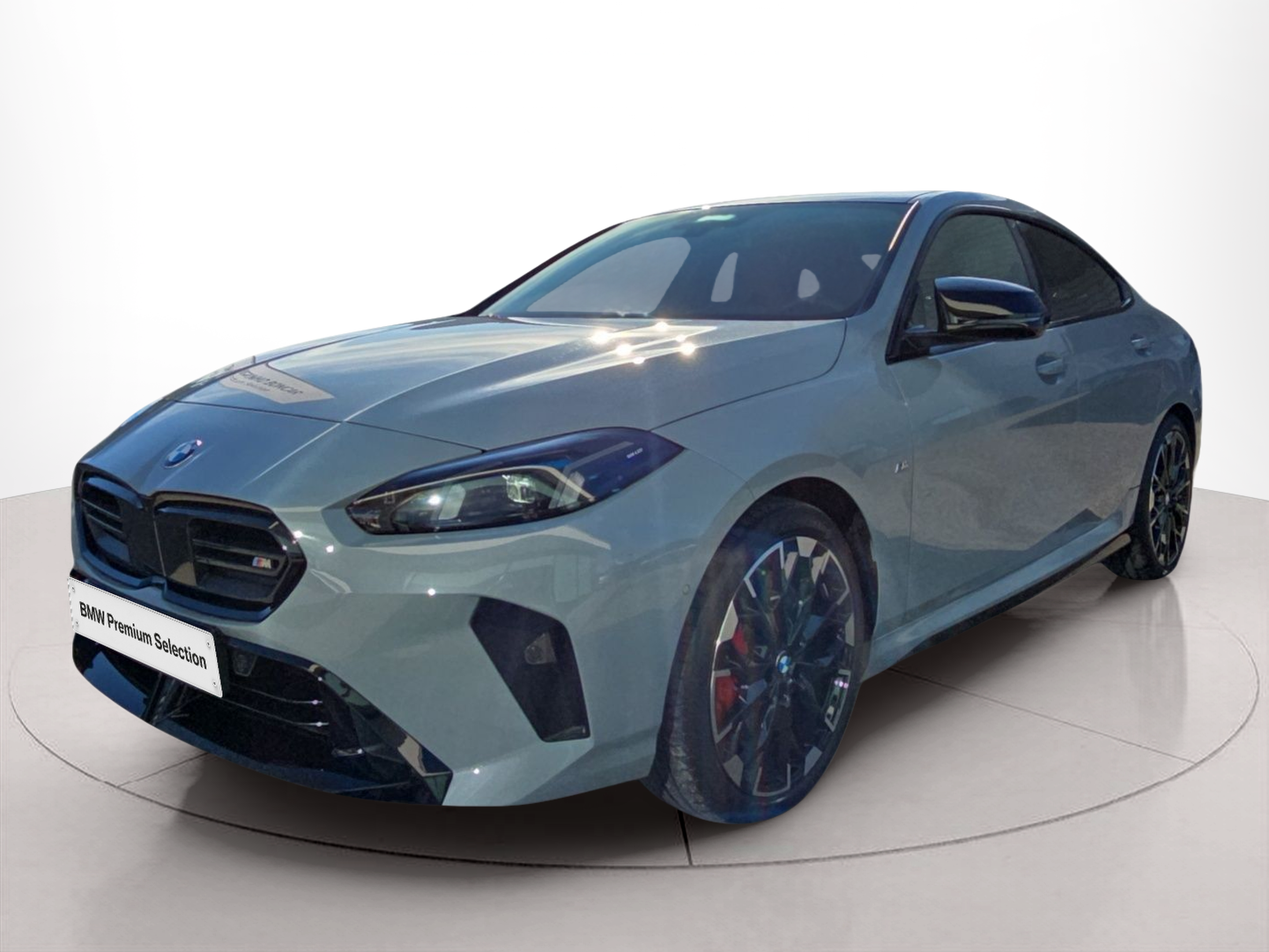 Fotos de BMW Série 2 M235i Gran Coupe color Gris. Año 2025. 221KW(300CV). Gasolina. En concesionario MCoutinho Bomcar Leiria de Leiria