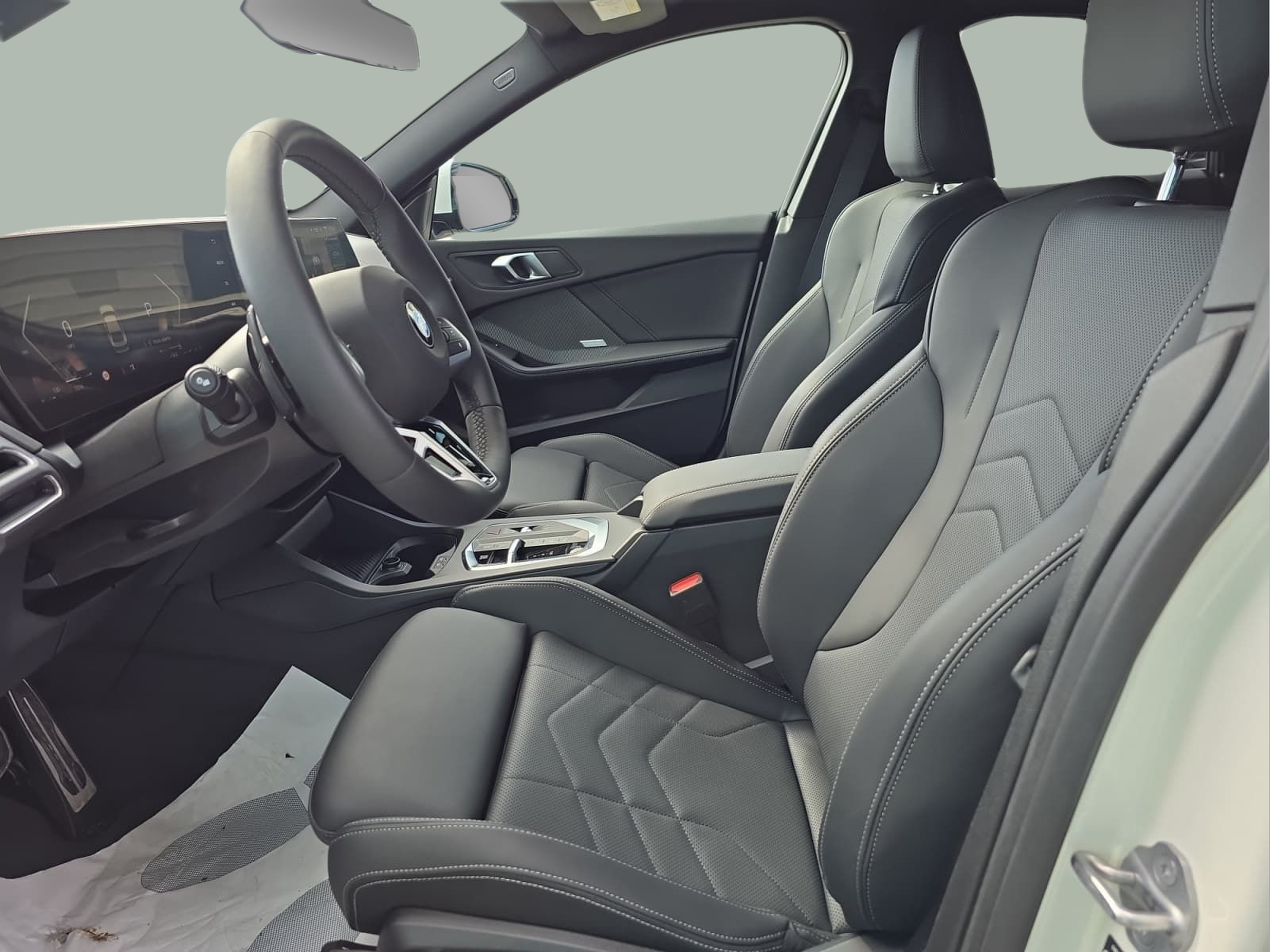 BMW Série 2 220d Gran Coupé color Blanco. Año 2025. 125KW(170CV). Gasolina. En concesionario MCoutinho Bomcar Leiria de Leiria