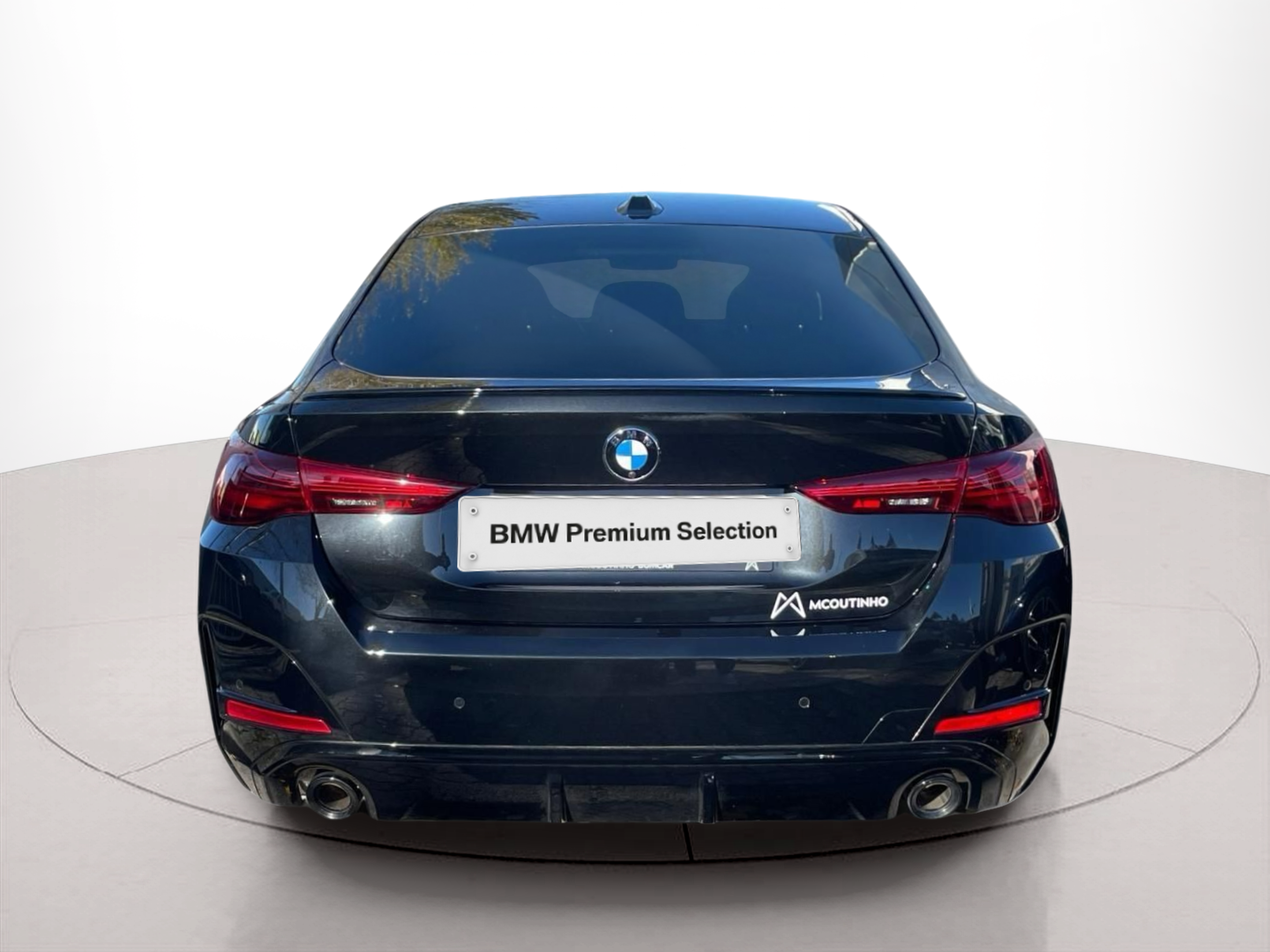 BMW Série 4 420d Berlina color Negro. Año 2025. 140KW(190CV). Diesel. En concesionario MCoutinho Bomcar Coimbra de Coimbra