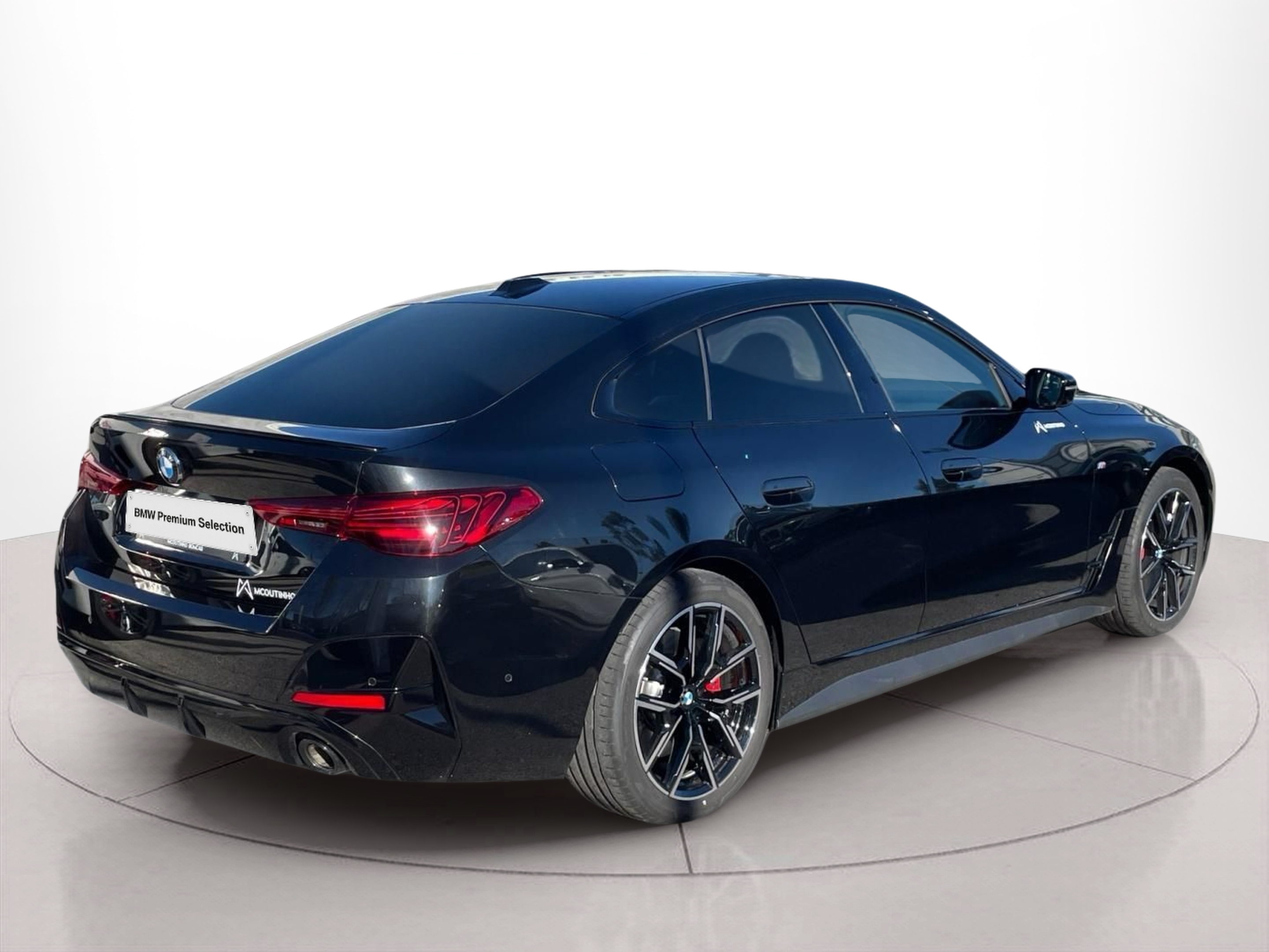 BMW Série 4 420d Berlina color Negro. Año 2025. 140KW(190CV). Diesel. En concesionario MCoutinho Bomcar Coimbra de Coimbra