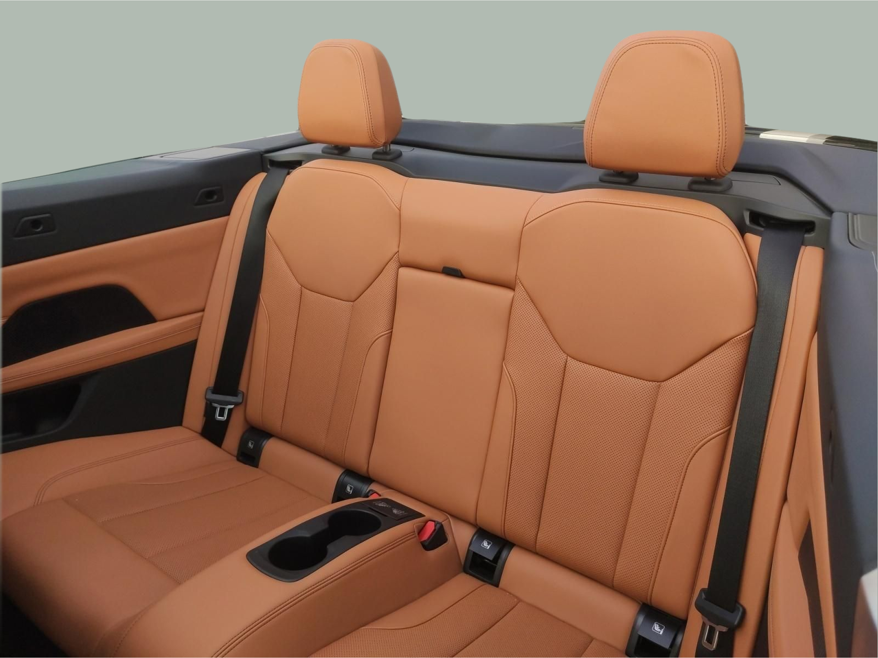 BMW Série 4 420i Cabrio color Negro. Año 2025. 140KW(190CV). Diesel. En concesionario MCoutinho - Vila Real de Vila Real