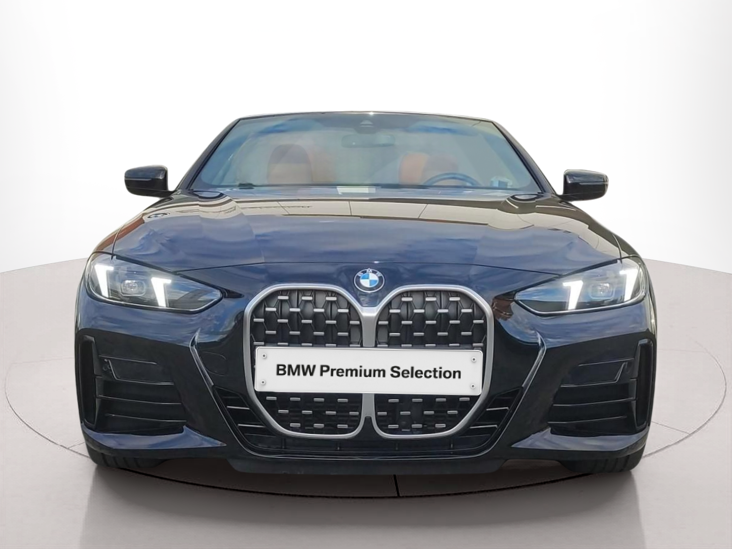 Fotos de BMW Série 4 420i Cabrio color Negro. Año 2025. 140KW(190CV). Diesel. En concesionario MCoutinho - Vila Real de Vila Real