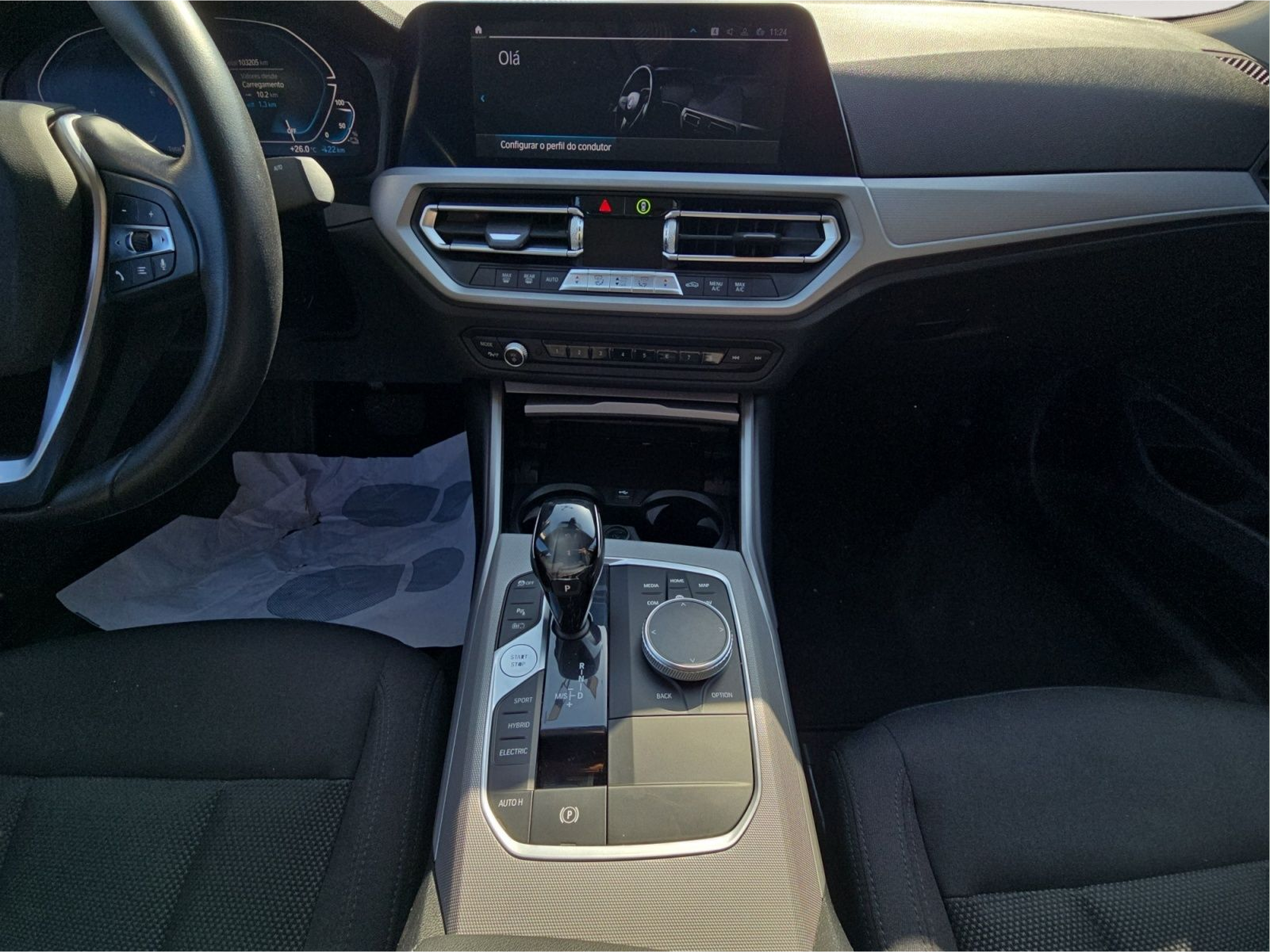 BMW Série 3 330e Berlina color Negro. Año 2021. 215KW(292CV). Elétrico / Gasolina Híbrido. En concesionario MCoutinho Bomcar Coimbra de Coimbra