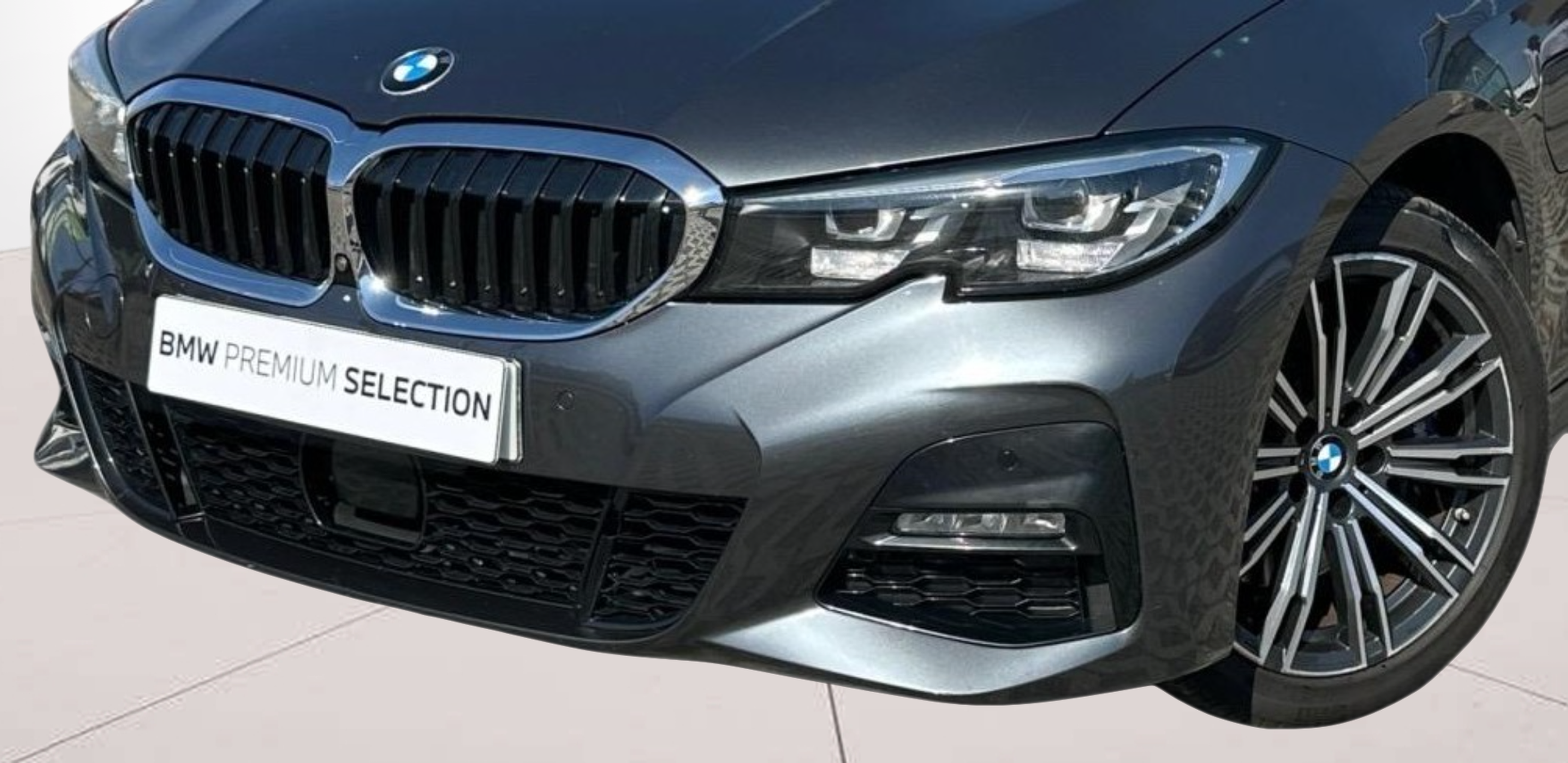 BMW Série 3 330e Berlina color Gris. Año 2020. 215KW(292CV). Elétrico / Gasolina Híbrido. En concesionario MCoutinho - Bragança de Bragança