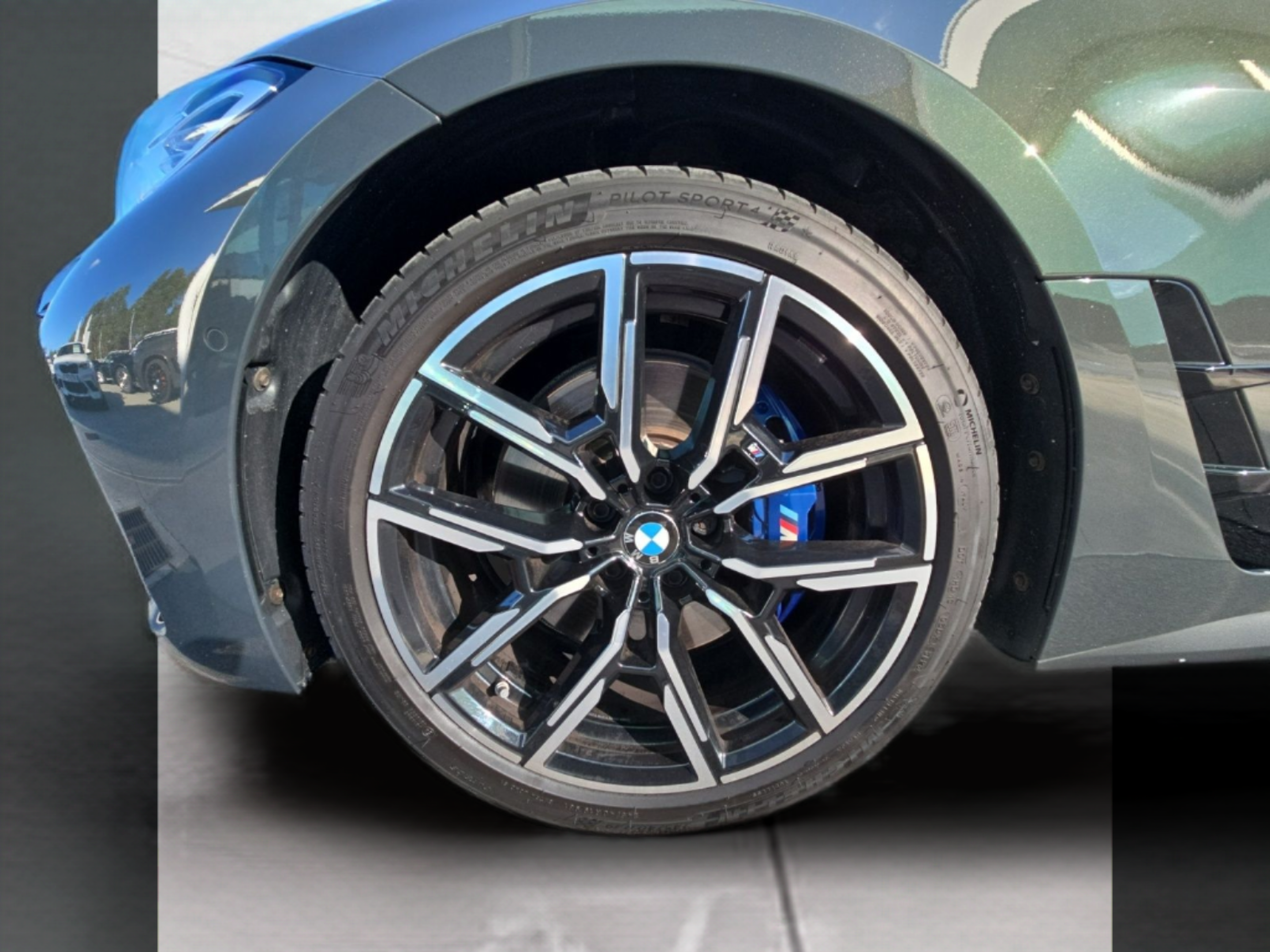 BMW Série 4 430i Gran Coupe color Gris. Año 2023. 190KW(258CV). Gasolina. En concesionario MCoutinho Bomcar Leiria de Leiria