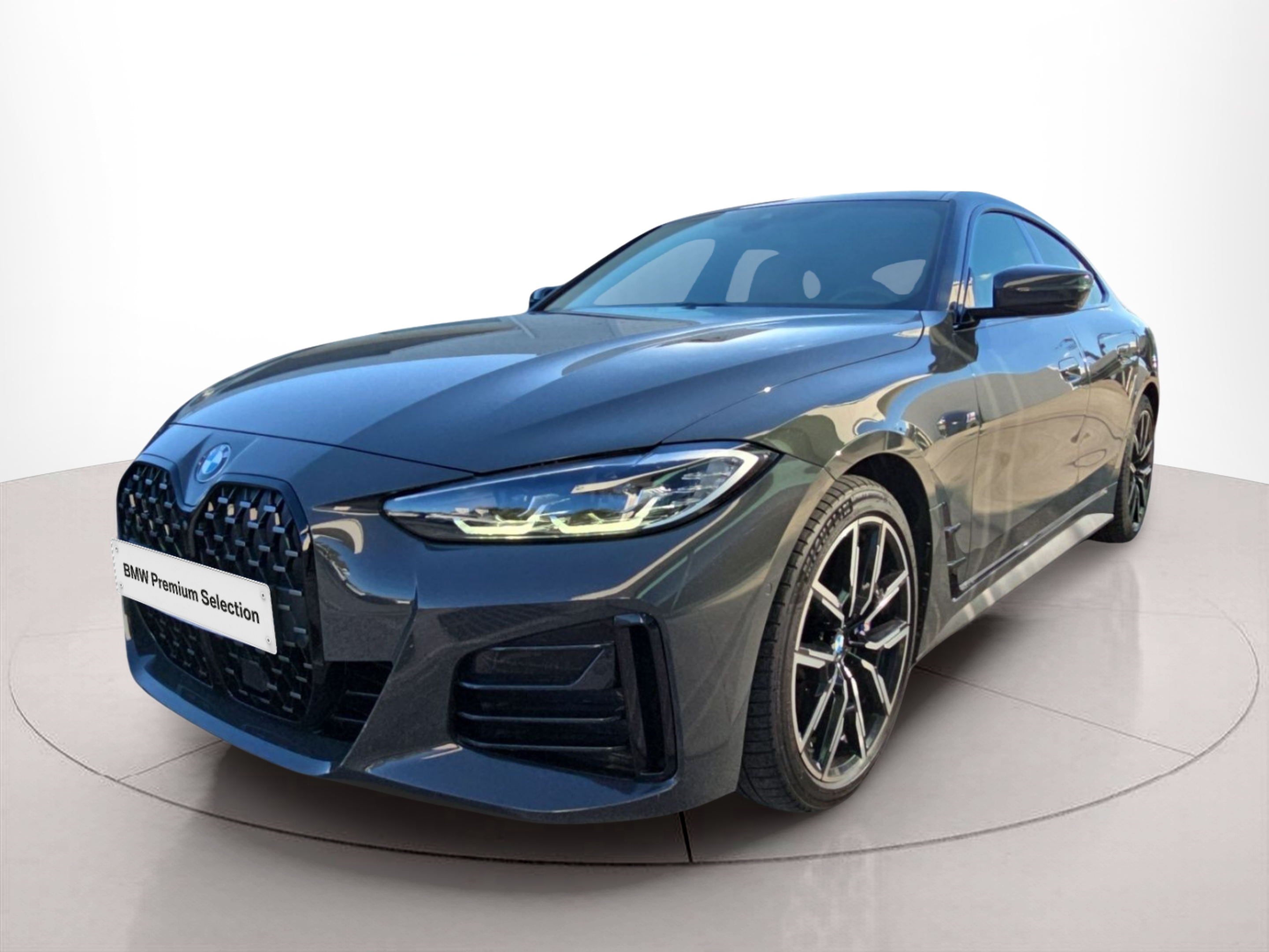 BMW Série 4 430i Gran Coupe color Gris. Año 2023. 190KW(258CV). Gasolina. En concesionario MCoutinho Bomcar Leiria de Leiria