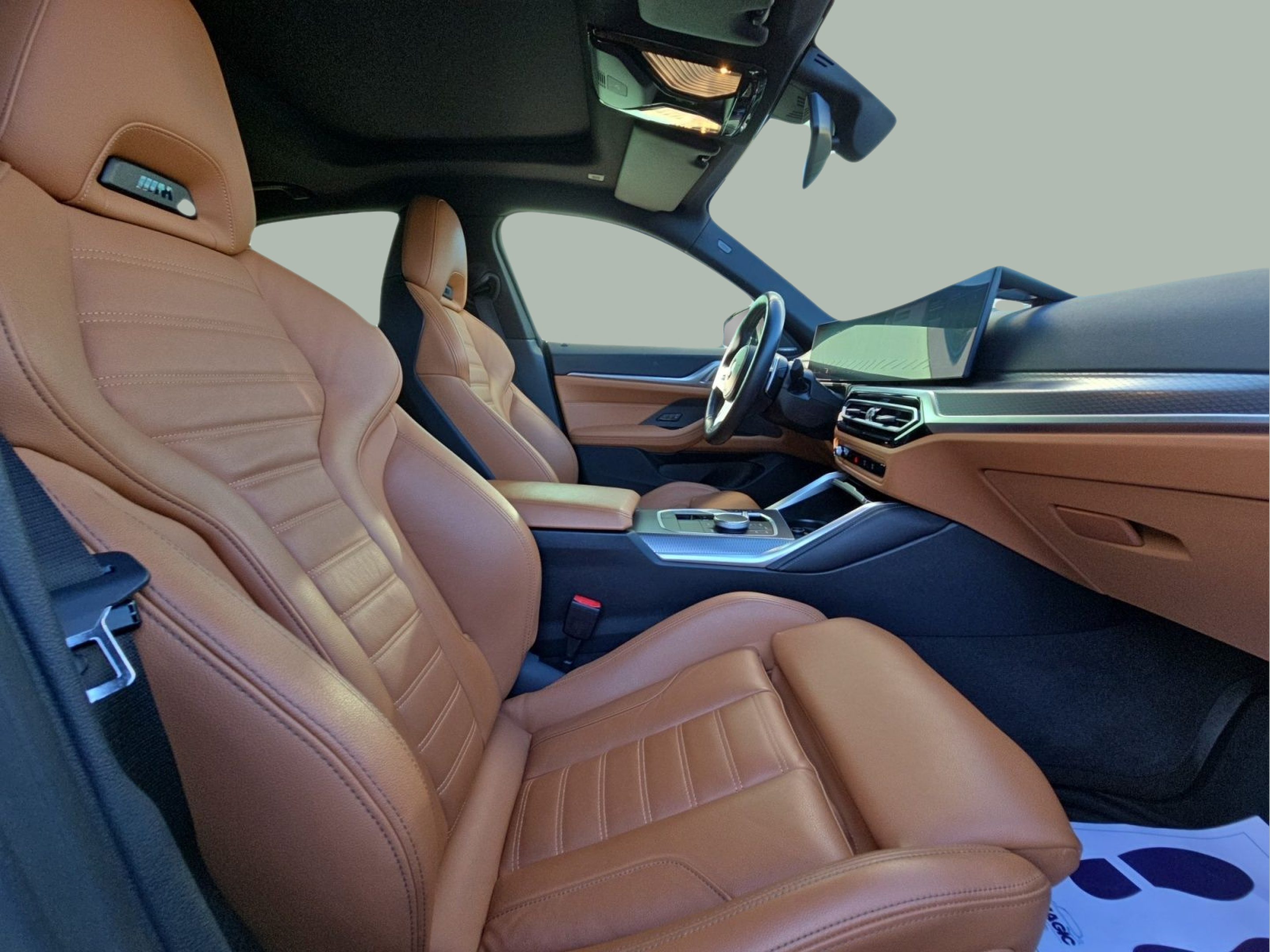 BMW Série 4 430i Gran Coupe color Gris. Año 2023. 190KW(258CV). Gasolina. En concesionario MCoutinho Bomcar Leiria de Leiria