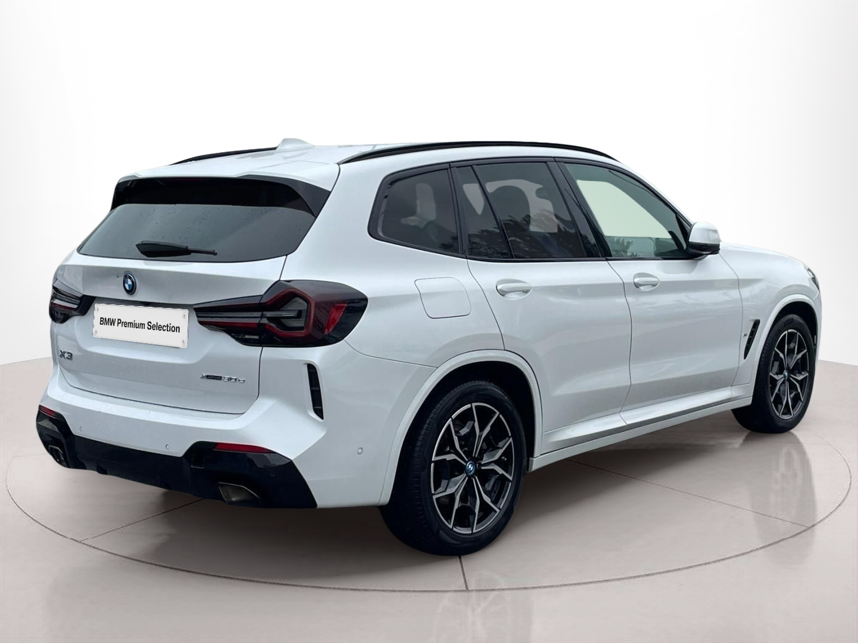 BMW X3 xDrive30e color Blanco. Año 2023. 215KW(292CV). Elétrico / Gasolina Híbrido. En concesionario MCoutinho - Viseu de Viseu