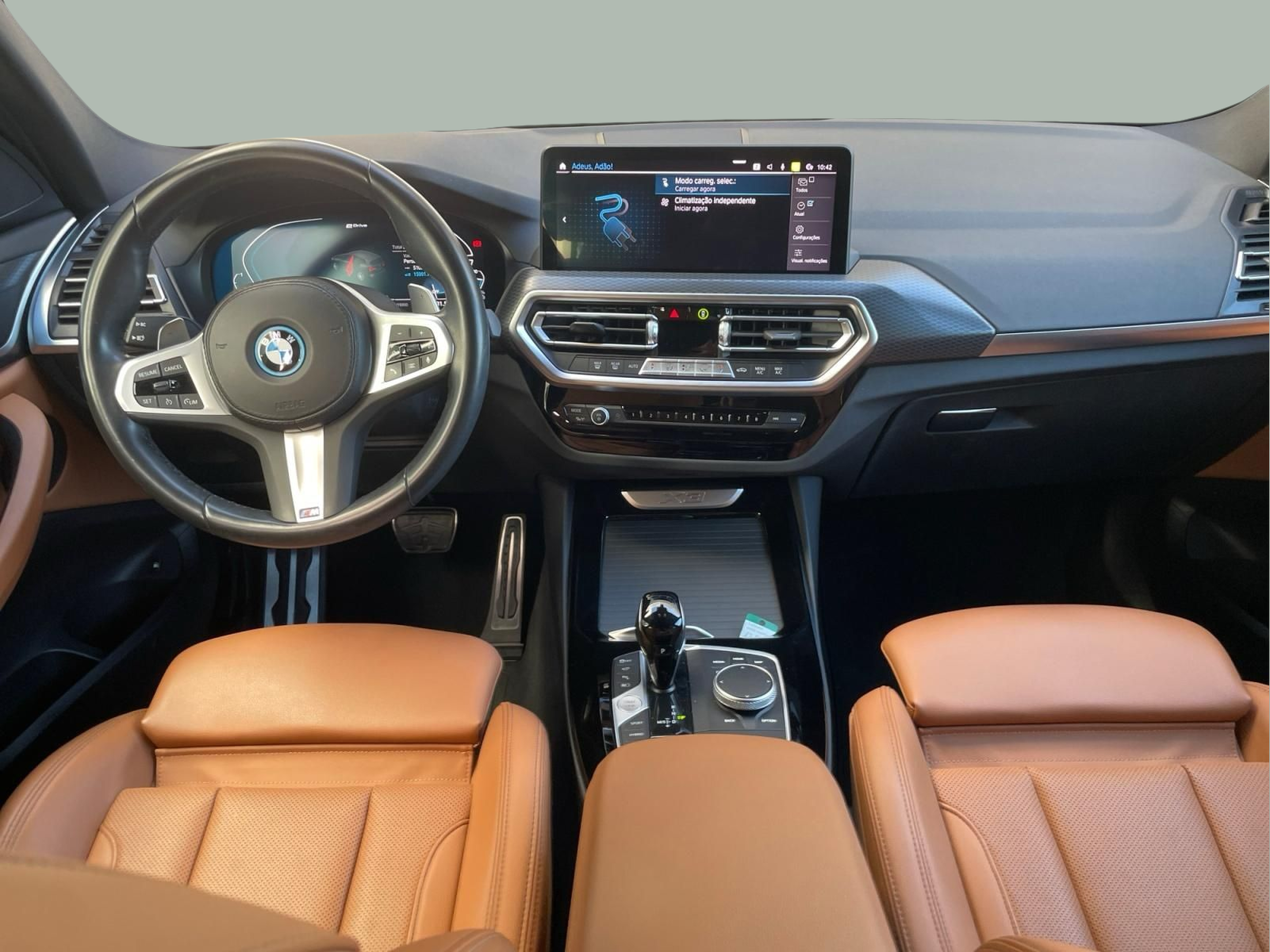 BMW X3 xDrive30e color Gris. Año 2023. 215KW(292CV). Elétrico / Gasolina Híbrido. En concesionario MCoutinho - Vila Real de Vila Real