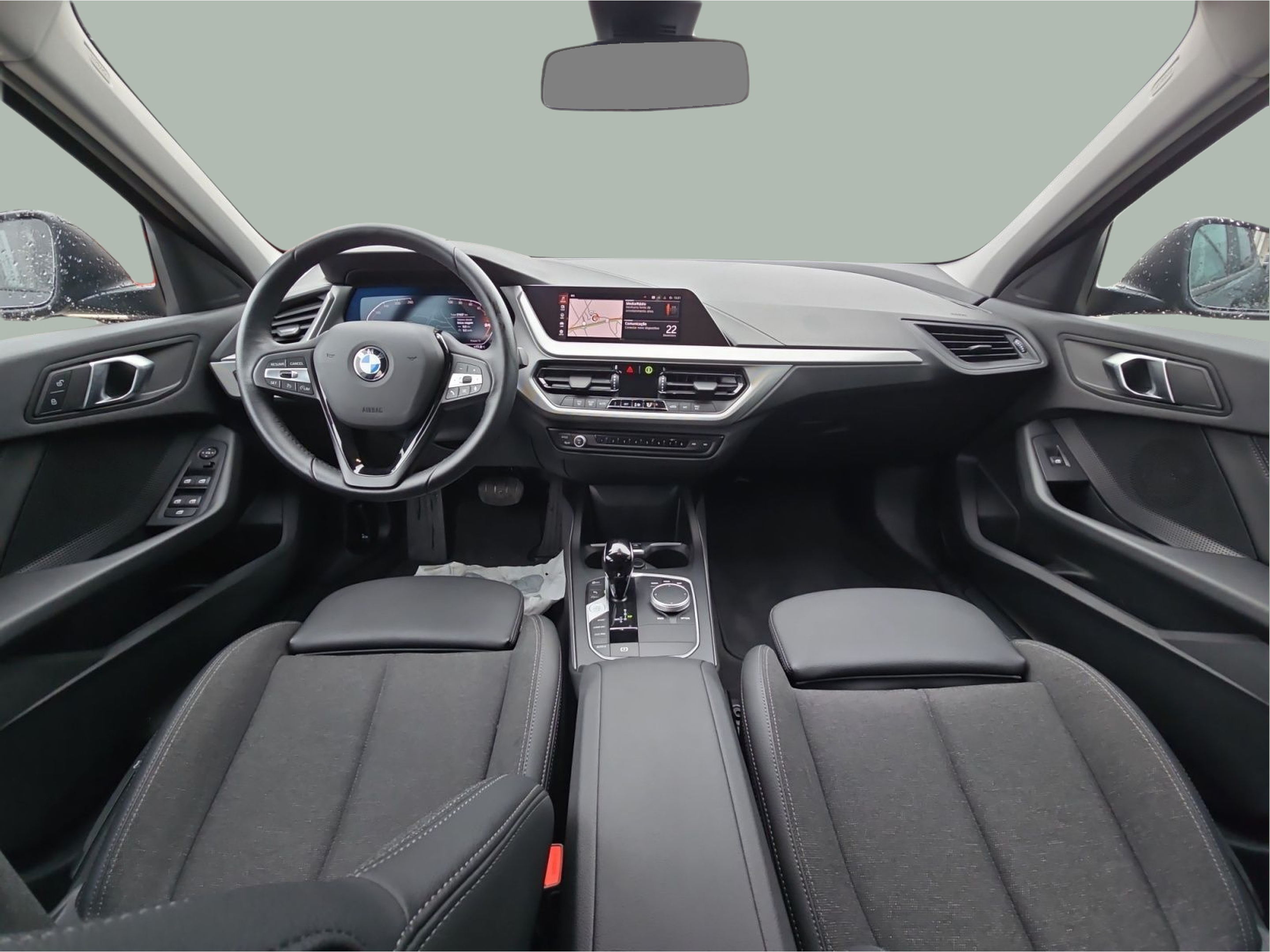 BMW Série 1 116i color Negro. Año 2024. 80KW(109CV). Gasolina. En concesionario MCoutinho Bomcar Leiria de Leiria