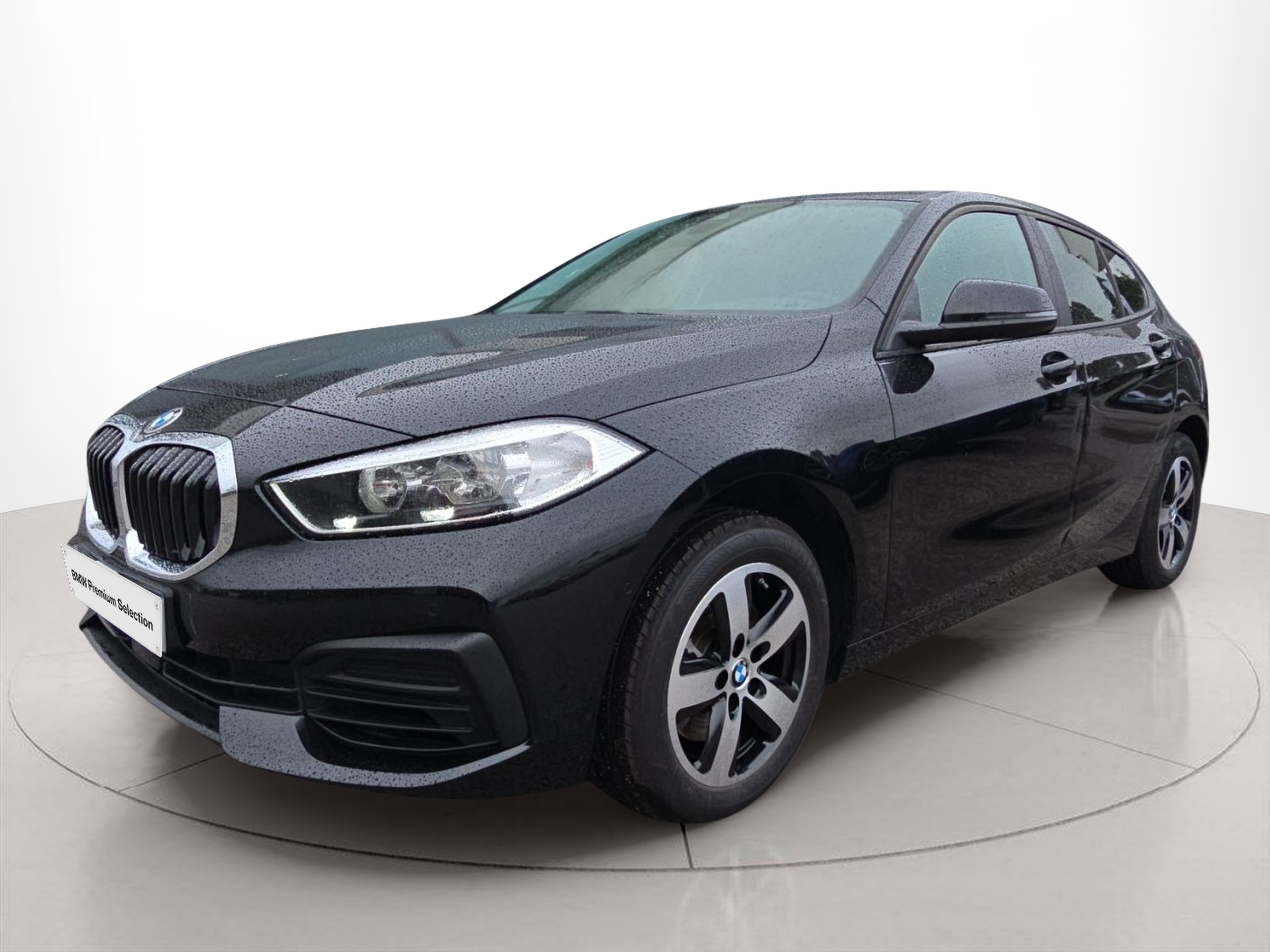 Fotos de BMW Série 1 116i color Negro. Año 2024. 80KW(109CV). Gasolina. En concesionario MCoutinho Bomcar Leiria de Leiria