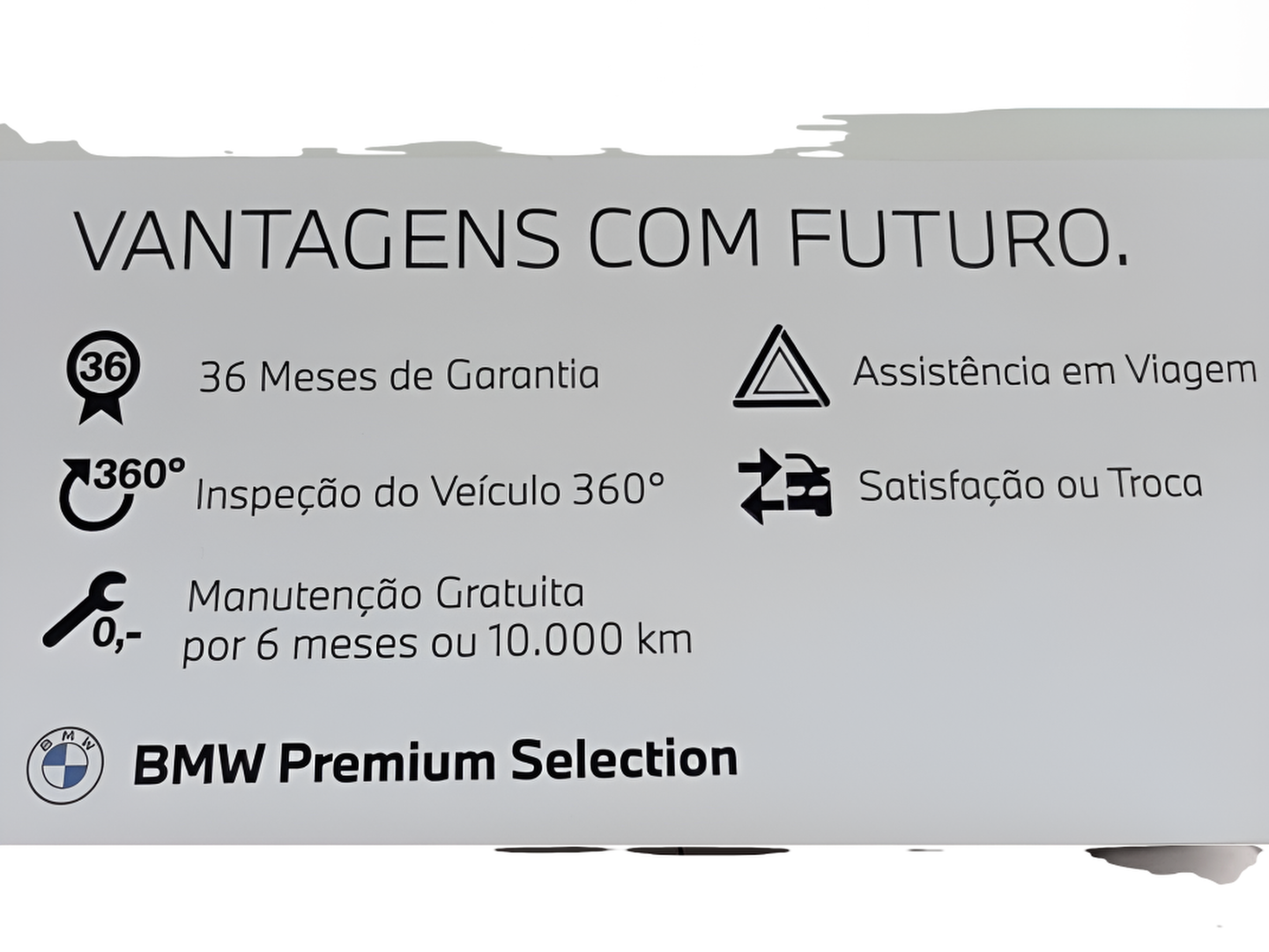 BMW Série 1 116d color Blanco. Año 2023. 85KW(116CV). Diesel. En concesionario MCoutinho - Viseu de Viseu