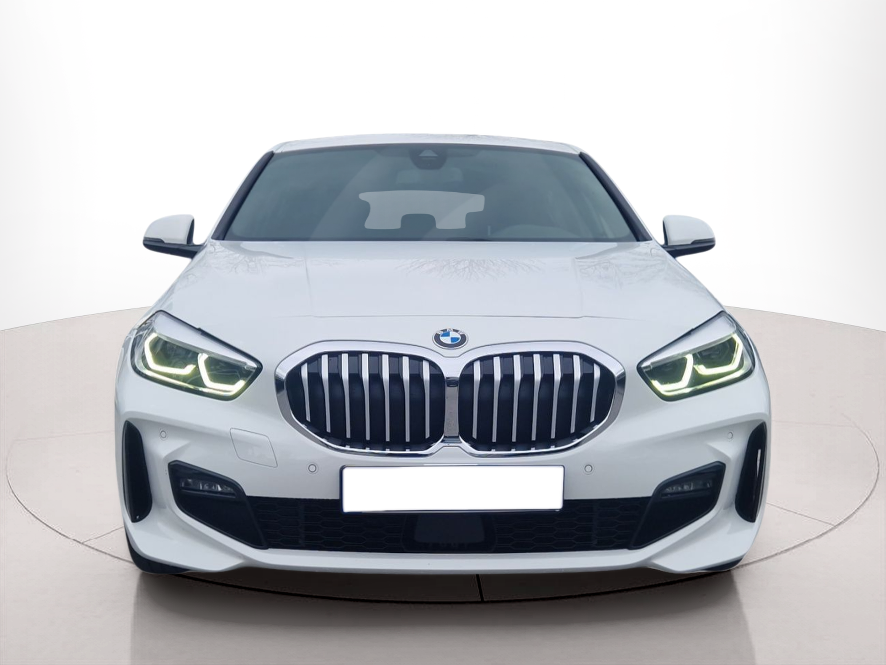 Fotos de BMW Série 1 116d color Blanco. Año 2023. 85KW(116CV). Diesel. En concesionario MCoutinho - Bragança de Bragança
