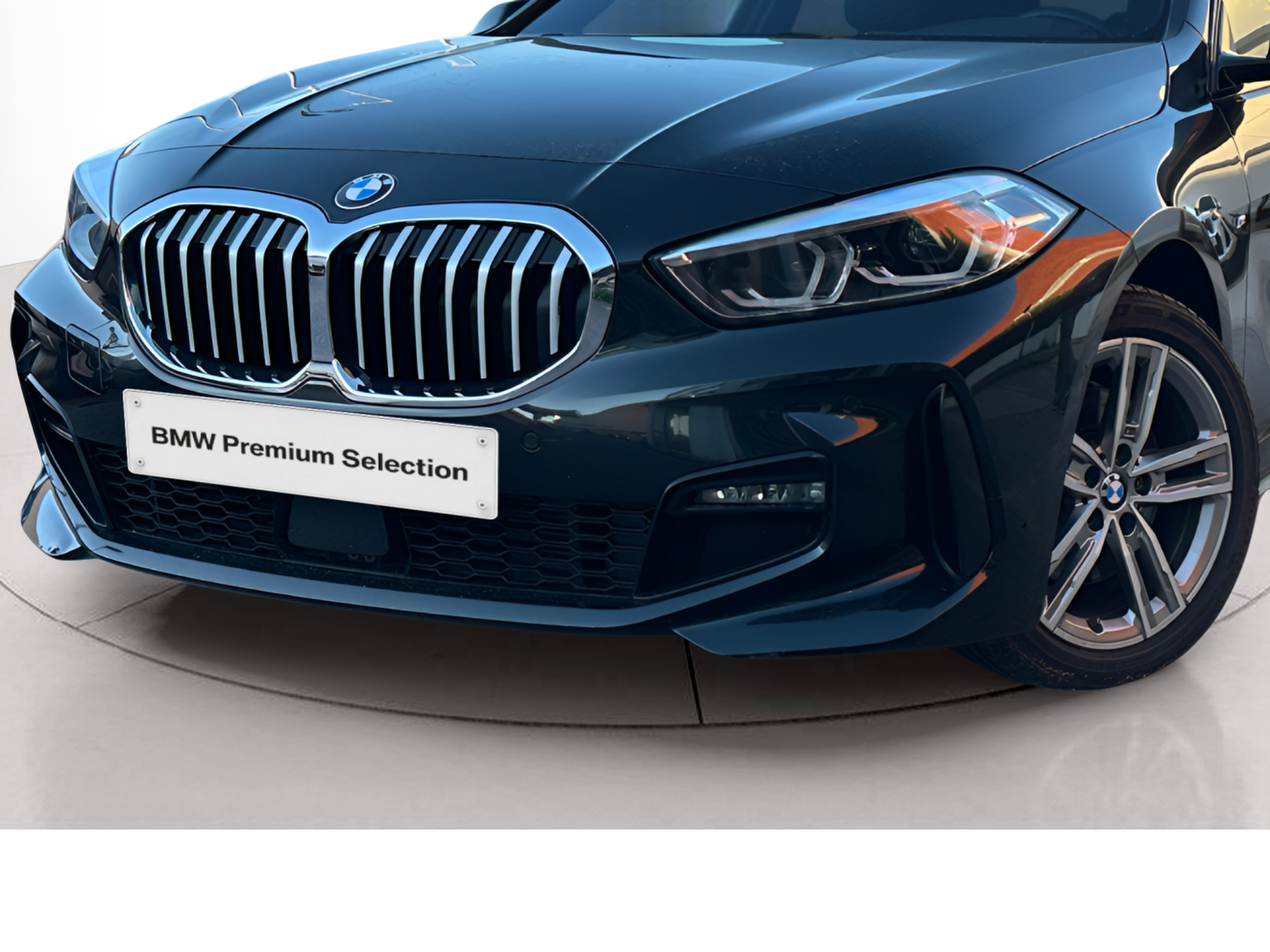 BMW Série 1 116d color Negro. Año 2024. 85KW(116CV). Diesel. En concesionario MCoutinho - Vila Real de Vila Real