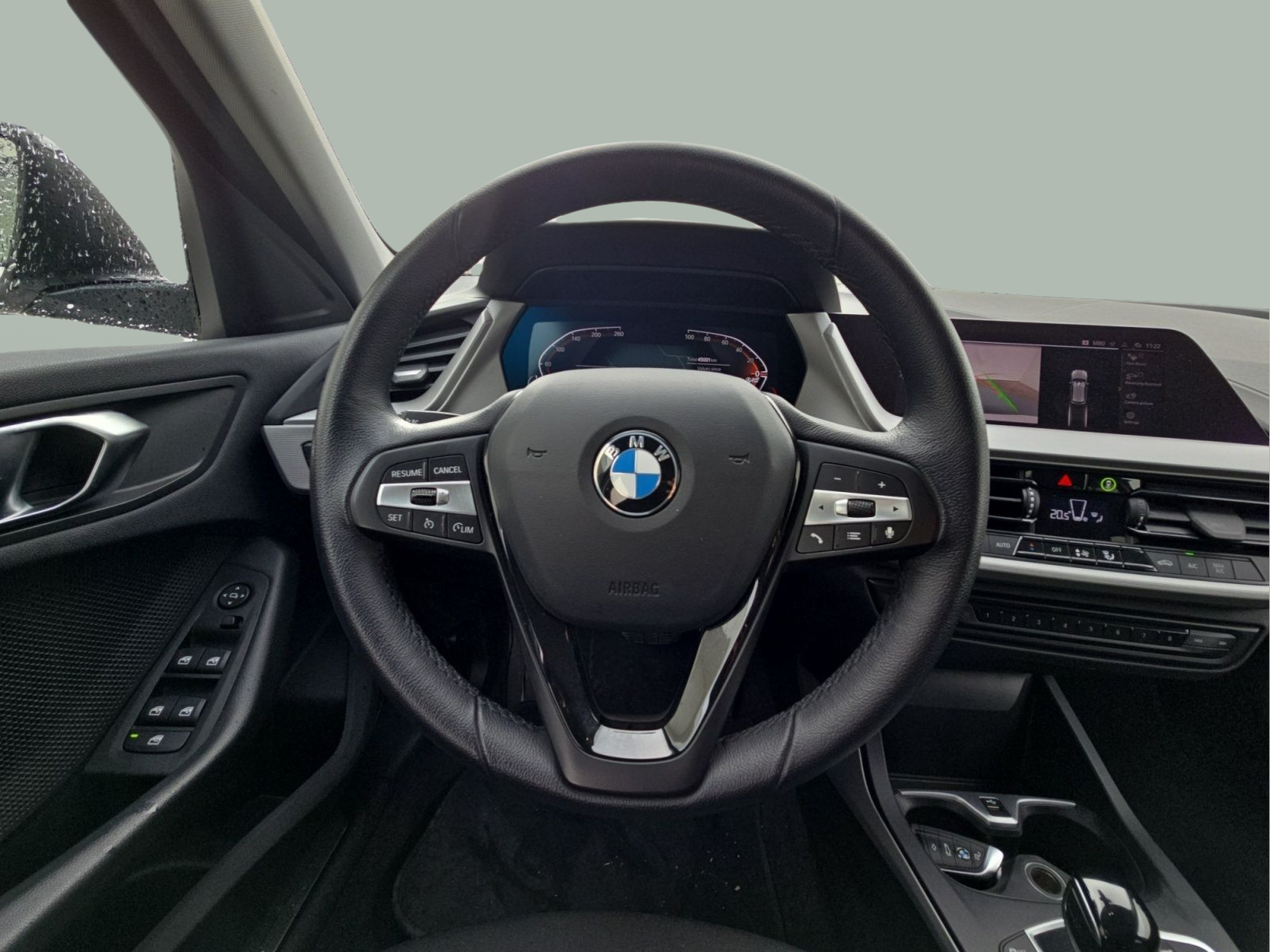 BMW Série 1 116d color Blanco. Año 2024. 85KW(116CV). Diesel. En concesionario MCoutinho Bomcar Leiria de Leiria