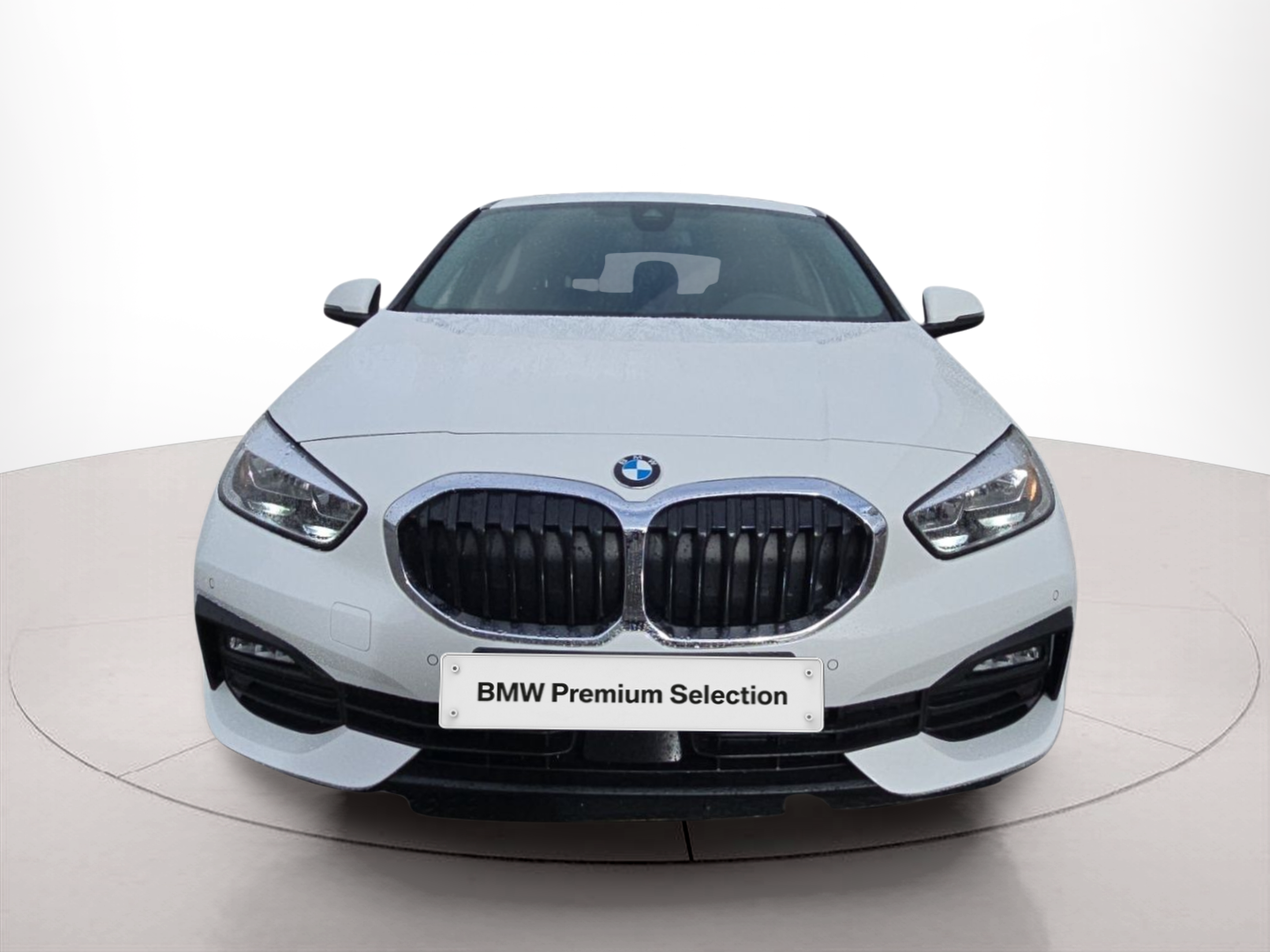 Fotos de BMW Série 1 116d color Blanco. Año 2024. 85KW(116CV). Diesel. En concesionario MCoutinho Bomcar Leiria de Leiria