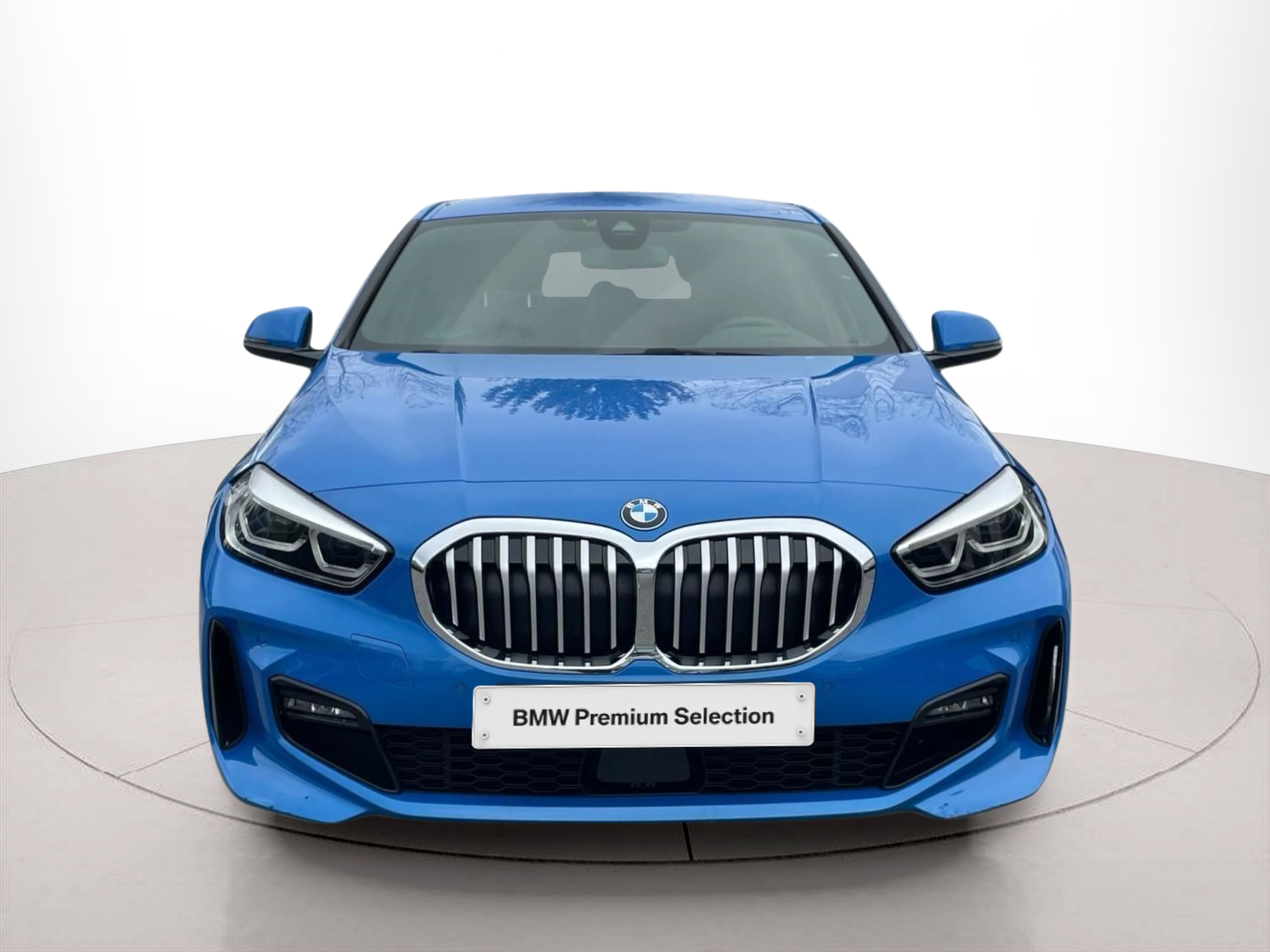 Fotos de BMW Série 1 116d color Azul. Año 2024. 85KW(116CV). Diesel. En concesionario MCoutinho - Viseu de Viseu