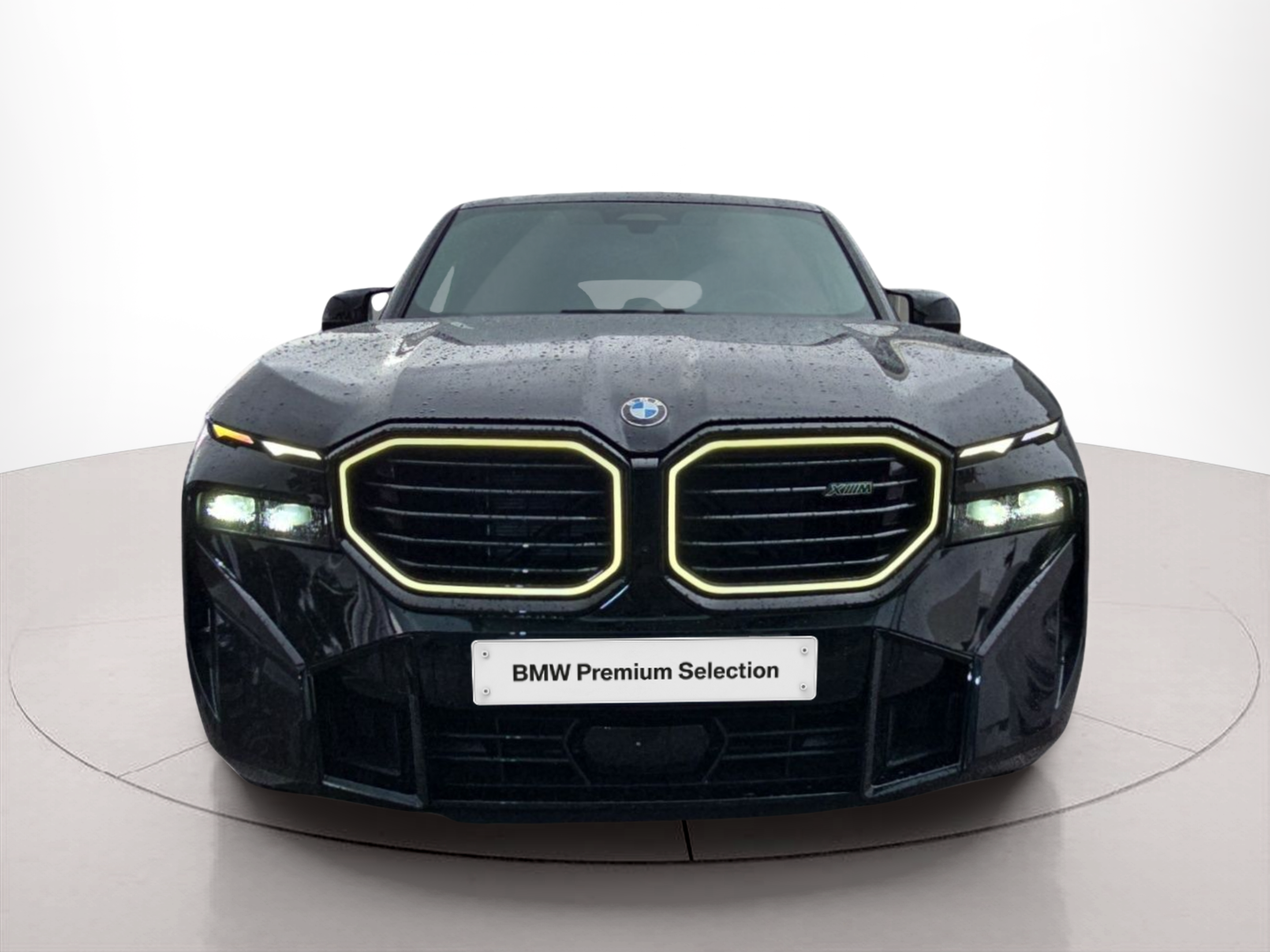 Fotos de BMW XM 50e color Negro. Año 2026. 350KW(476CV). Elétrico / Gasolina Híbrido. En concesionario MCoutinho Bomcar Leiria de Leiria