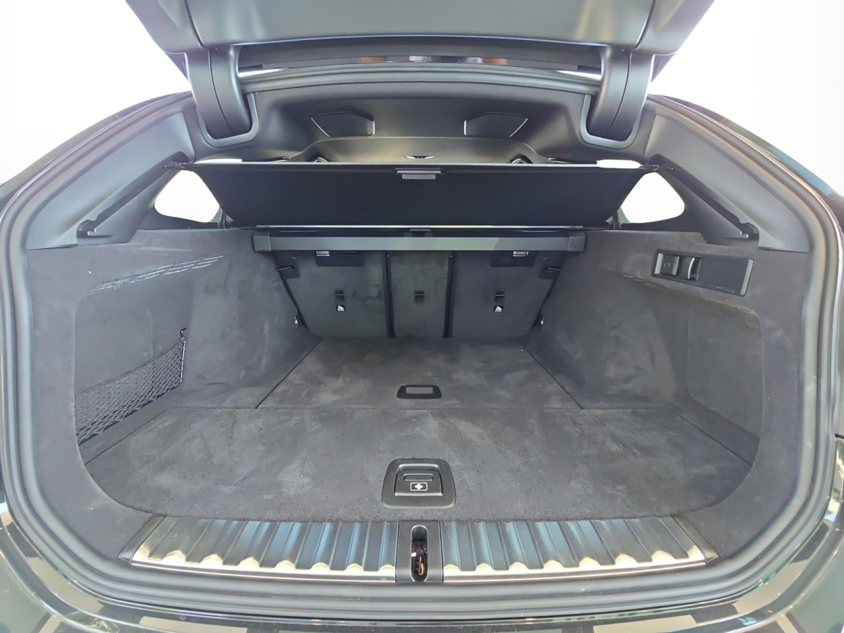 BMW M M3 Touring color Negro. Año 2025. 405KW(551CV). Gasolina. En concesionario MCoutinho Bomcar Leiria de Leiria