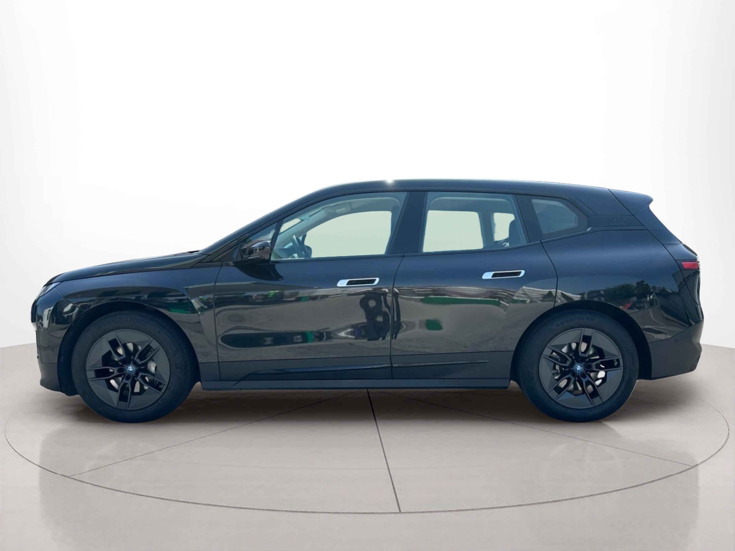 Fotos de BMW iX xDrive40 color Negro. Año 2021. 240KW(326CV). Elétrico. En concesionario MCoutinho - Viseu de Viseu