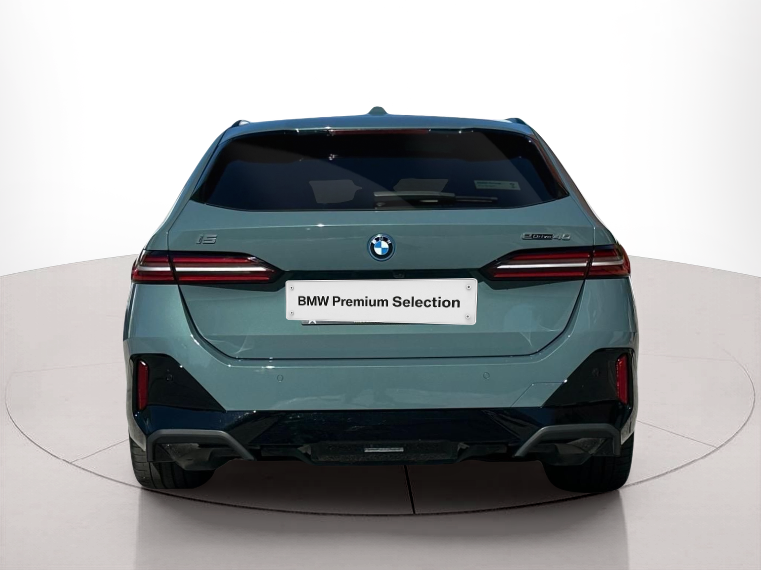 BMW i5 eDrive40 color Verde. Año 2024. 250KW(340CV). Elétrico. En concesionario MCoutinho - Vila Real de Vila Real