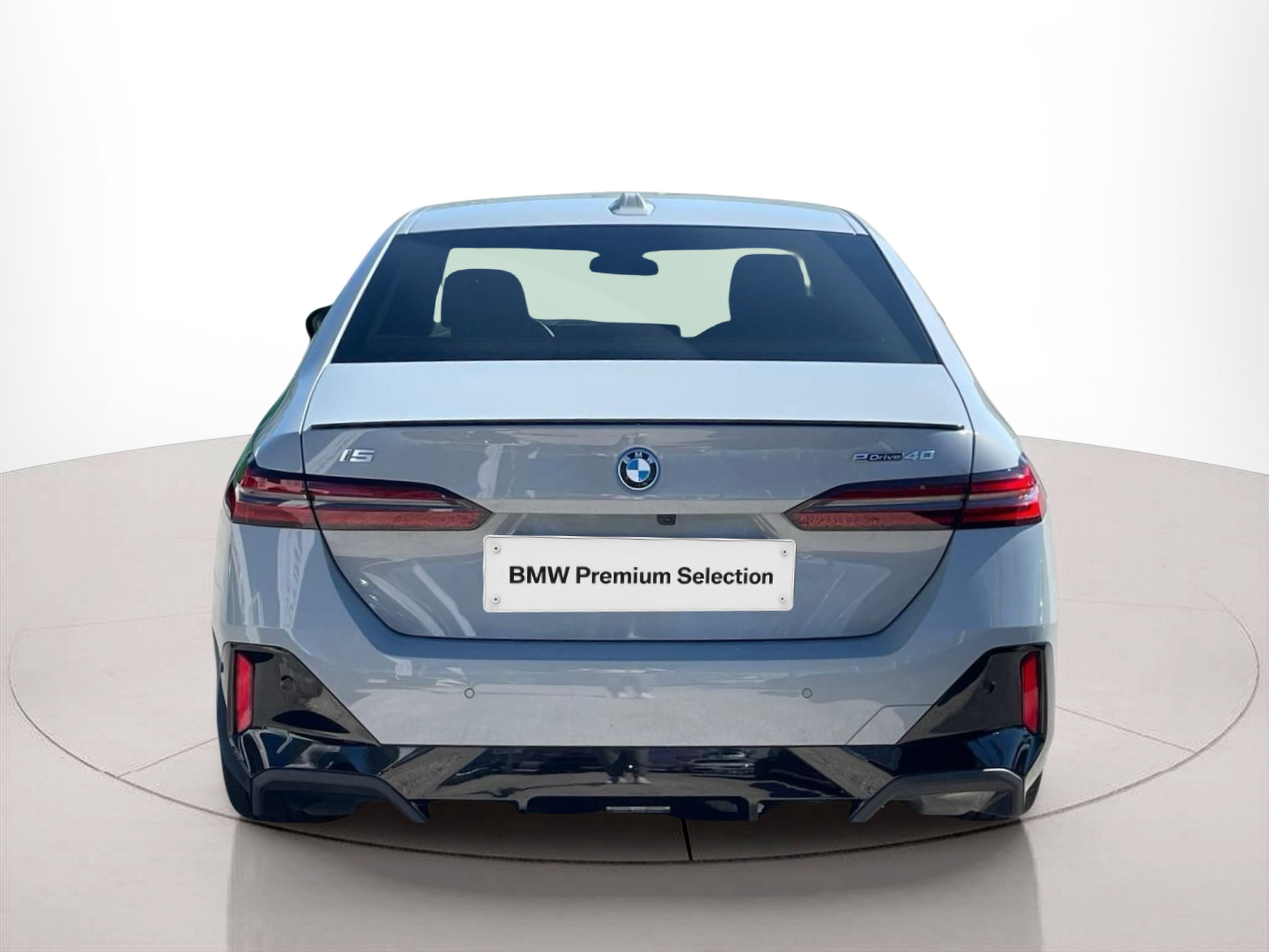 BMW i5 eDrive40 color Gris. Año 2024. 250KW(340CV). Elétrico. En concesionario MCoutinho - Viseu de Viseu