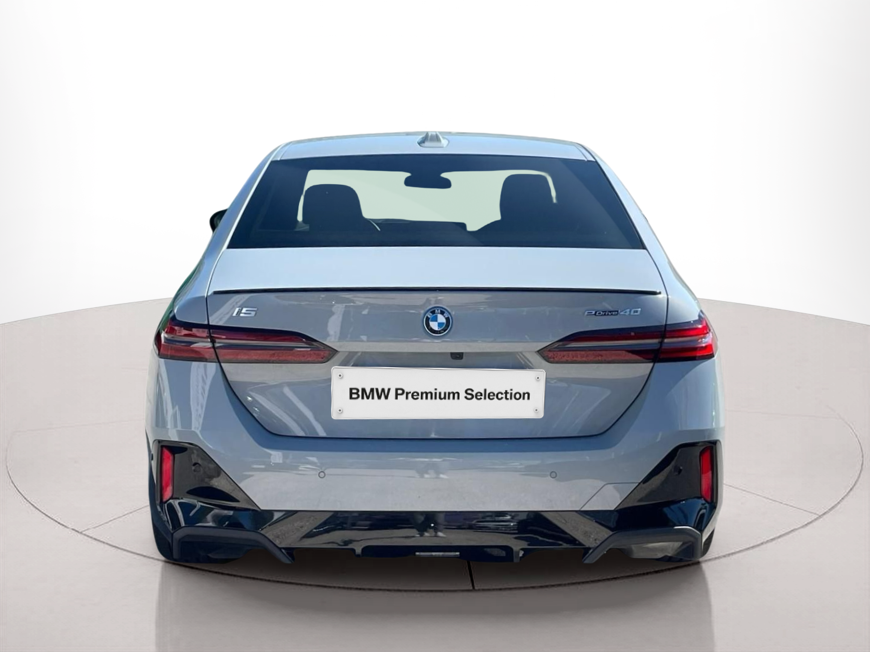 BMW i5 eDrive40 color Gris. Año 2024. 250KW(340CV). Elétrico. En concesionario MCoutinho - Viseu de Viseu