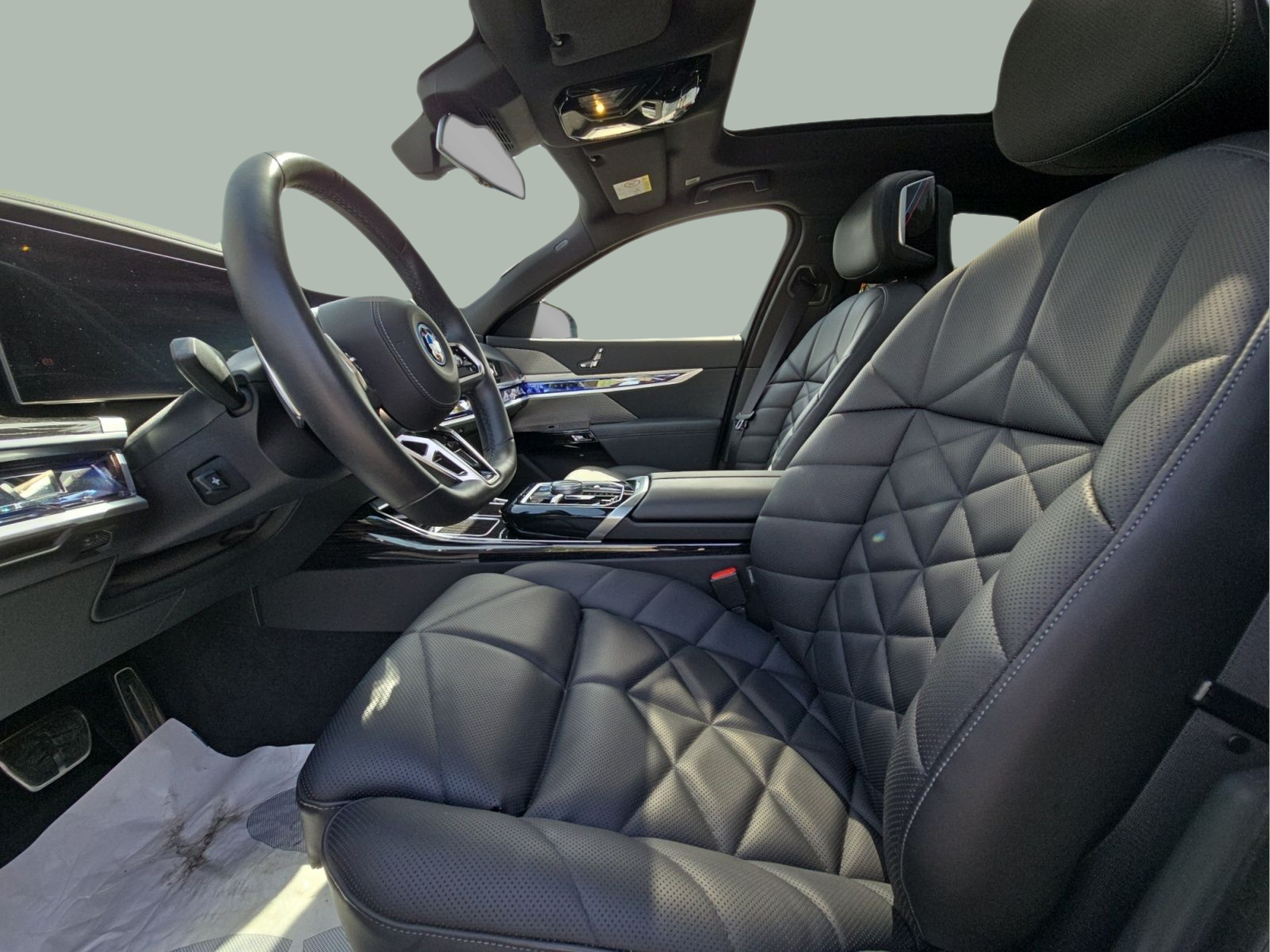 BMW I7 xDrive50 color Negro. Año 2024. 335KW(455CV). Elétrico. En concesionario MCoutinho Bomcar Coimbra de Coimbra