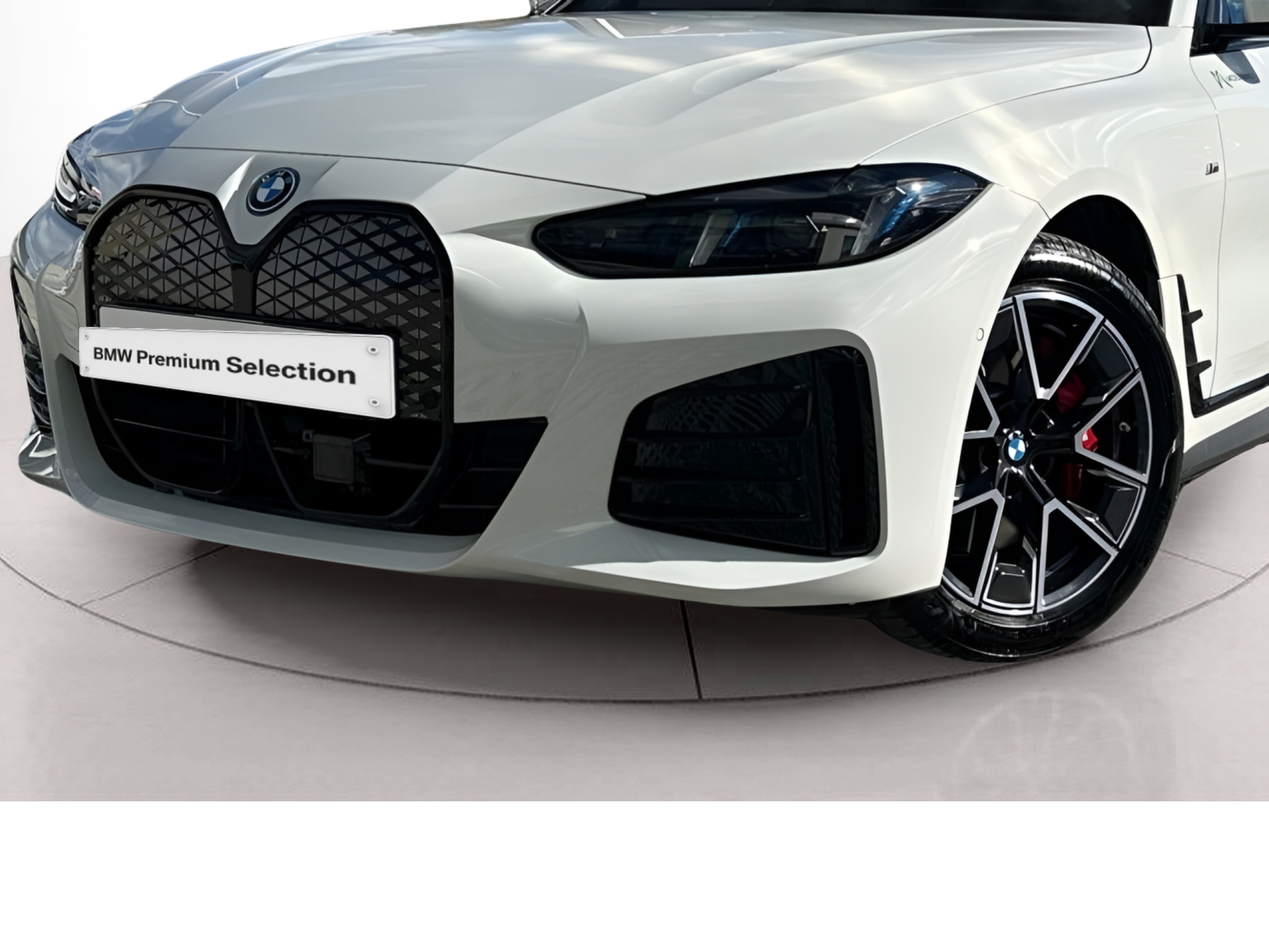 BMW i4 i4 eDrive40 color Blanco. Año 2025. 250KW(340CV). Elétrico. En concesionario MCoutinho - Vila Real de Vila Real