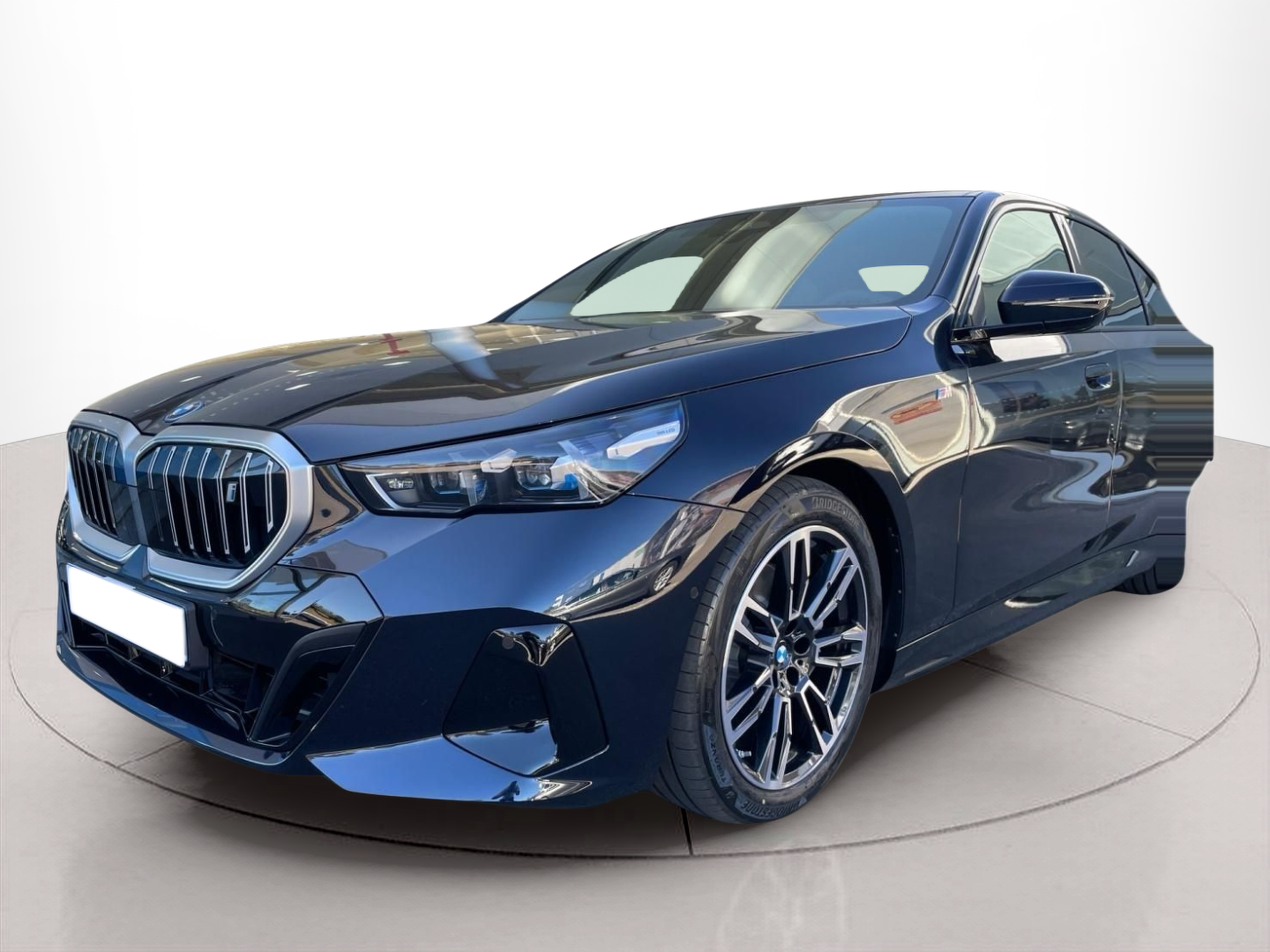 BMW i5 eDrive40 color Negro. Año 2025. 250KW(340CV). Elétrico. En concesionario MCoutinho - Viseu de Viseu
