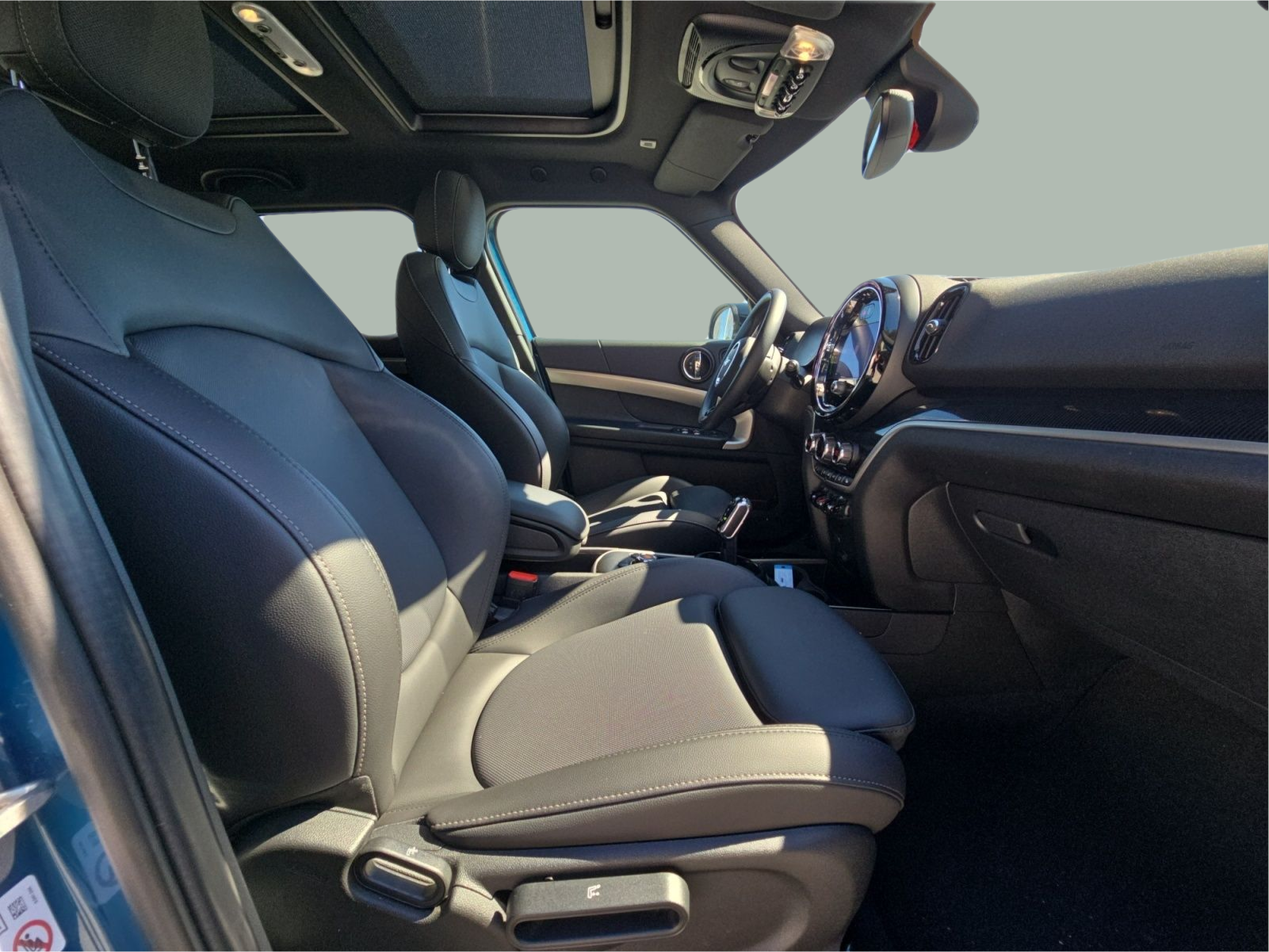 fotoG 7 del MINI MINI Countryman Cooper SD ALL4 140 kW (190 CV) 190cv Diesel de 2021 em Bragança