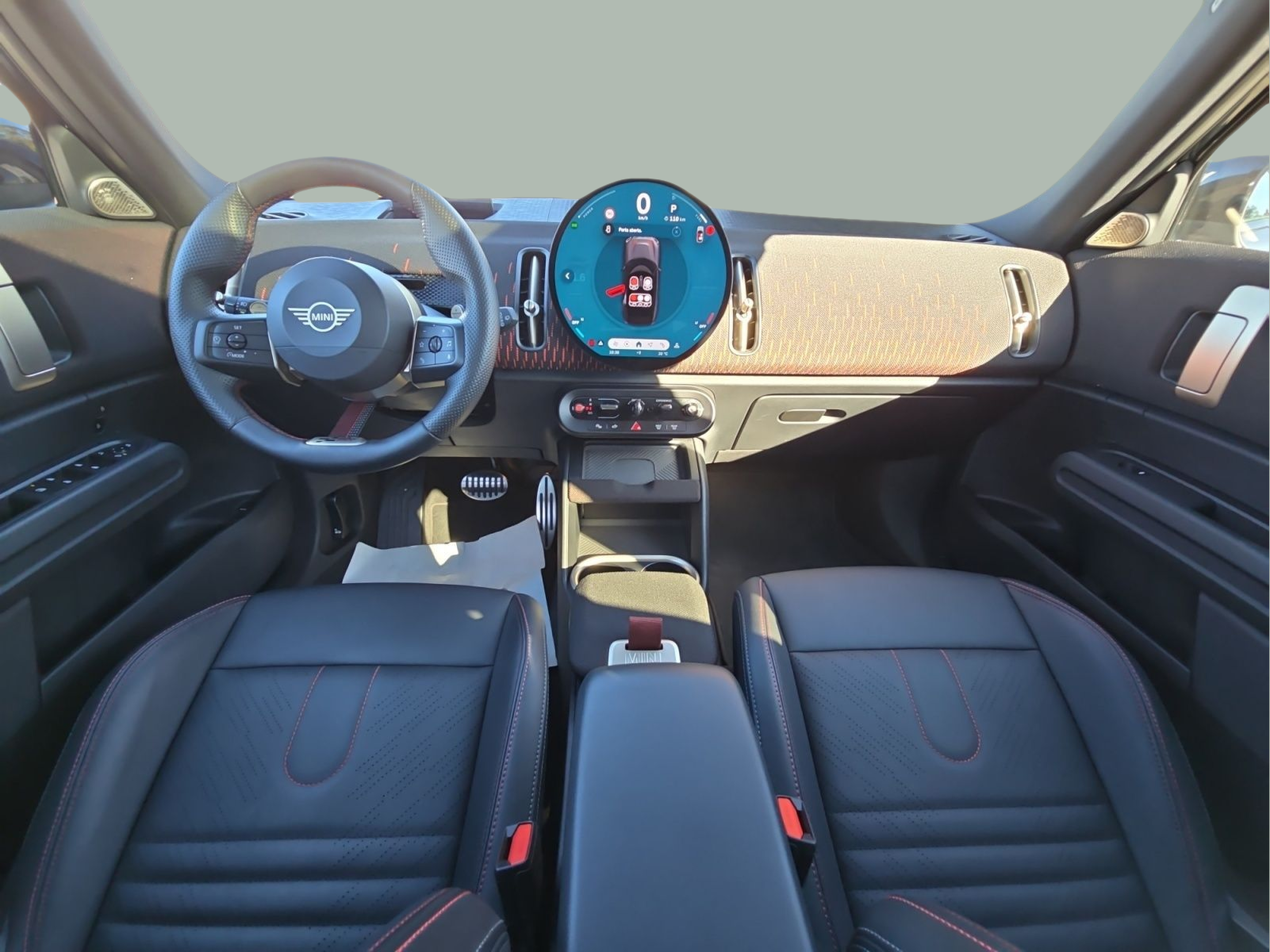 fotoG 6 del MINI MINI Countryman John Cooper Works ALL4 221 kW (300 CV) 300cv Gasolina de 2024 em Bragança