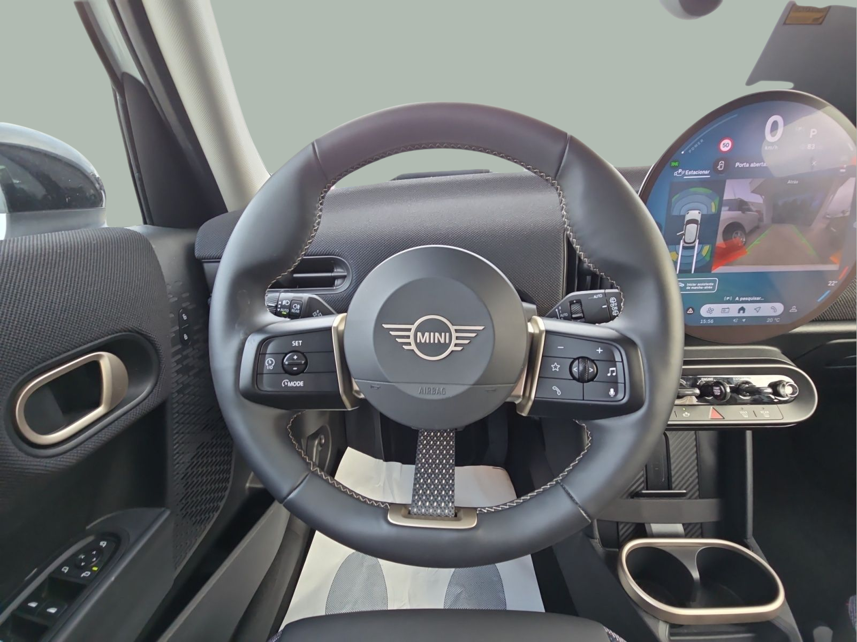 fotoG 15 del MINI MINI 5 Portas Cooper 115 kW (156 CV) 156cv Gasolina de 2025 em Bragança