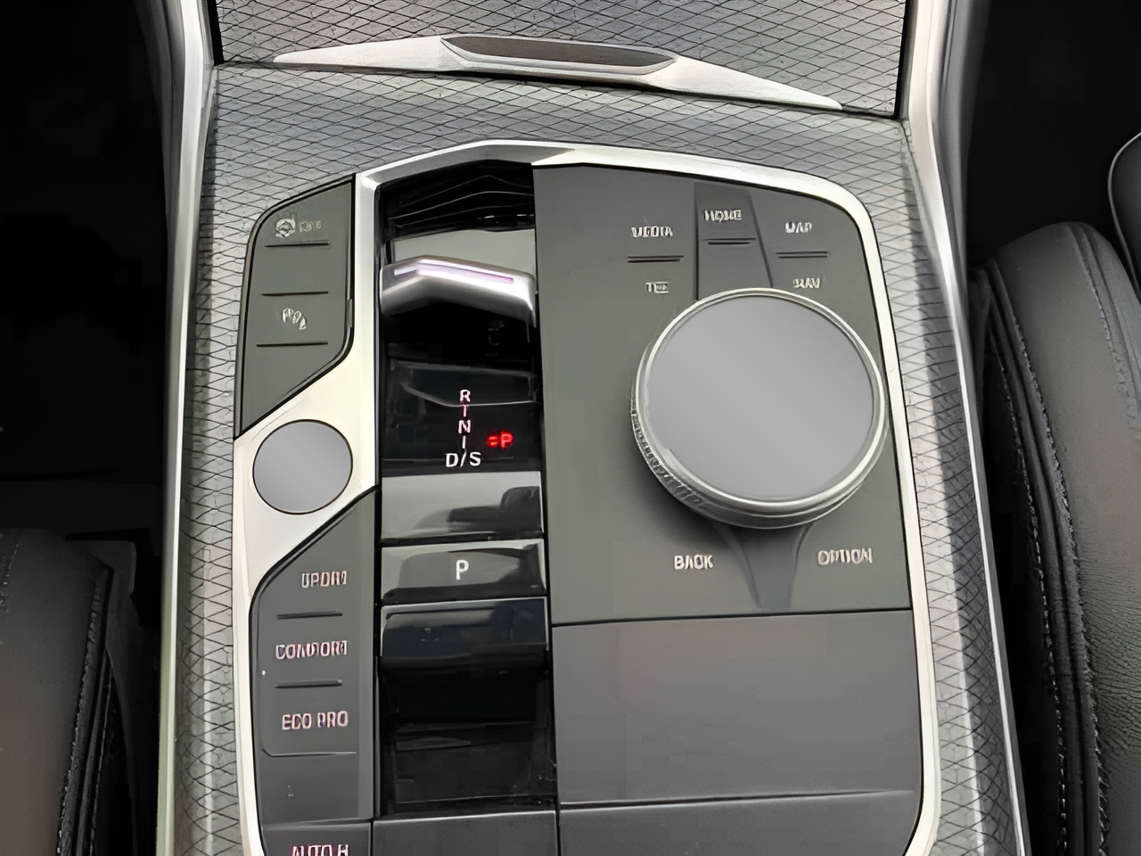 BMW Série 3 320d Touring color Gris. Año 2023. 140KW(190CV). Diesel. En concesionario Santogal Seixal de Seixal