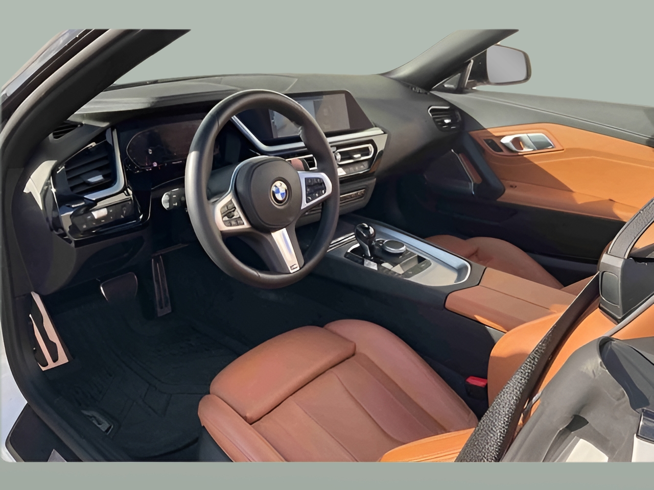 BMW Z4 sDrive30i Cabrio color Blanco. Año 2022. 190KW(258CV). Gasolina. En concesionario Santogal Setúbal de Setúbal